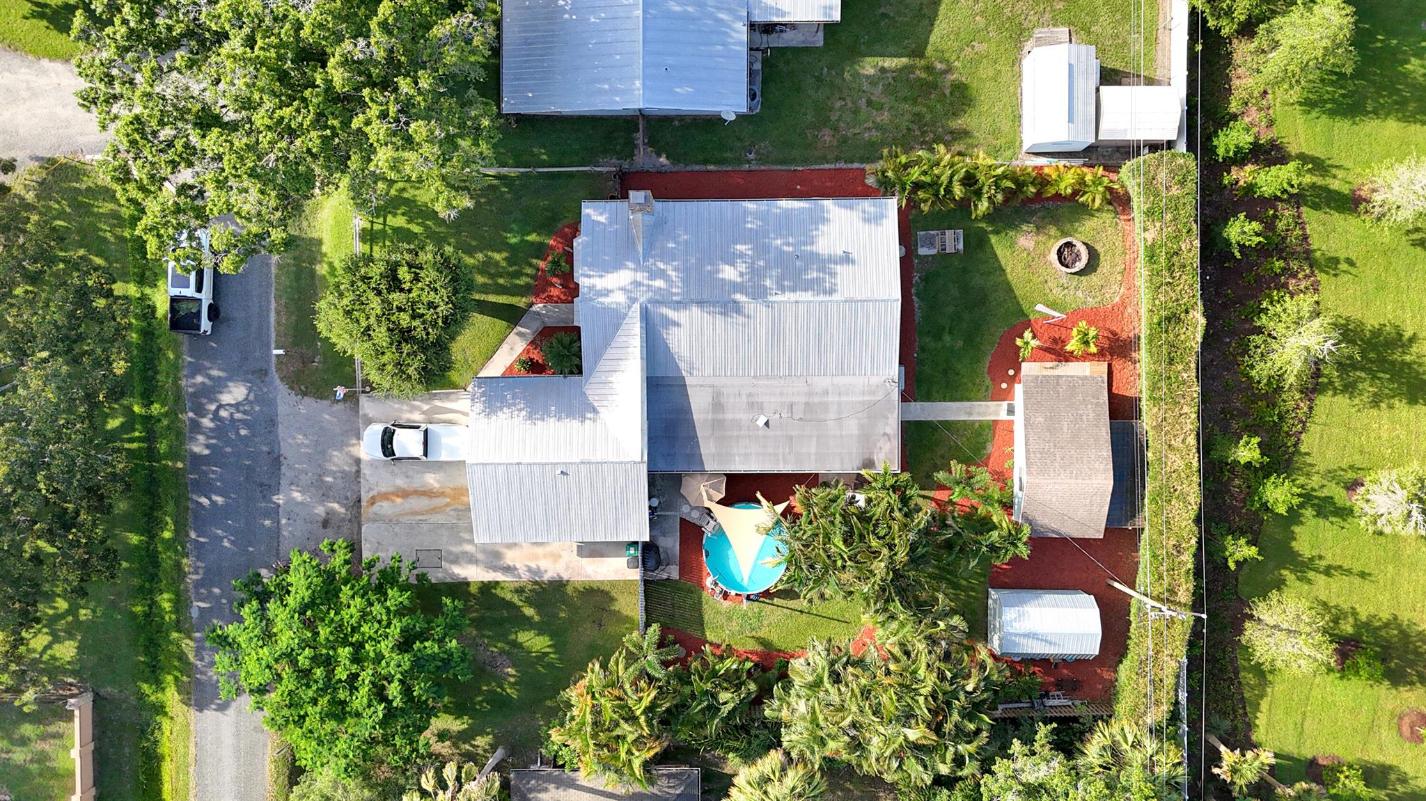 5060 W Virginia Drive, Fort Pierce, FL, 34981/$400,000 4 5060 W Virginia Drive