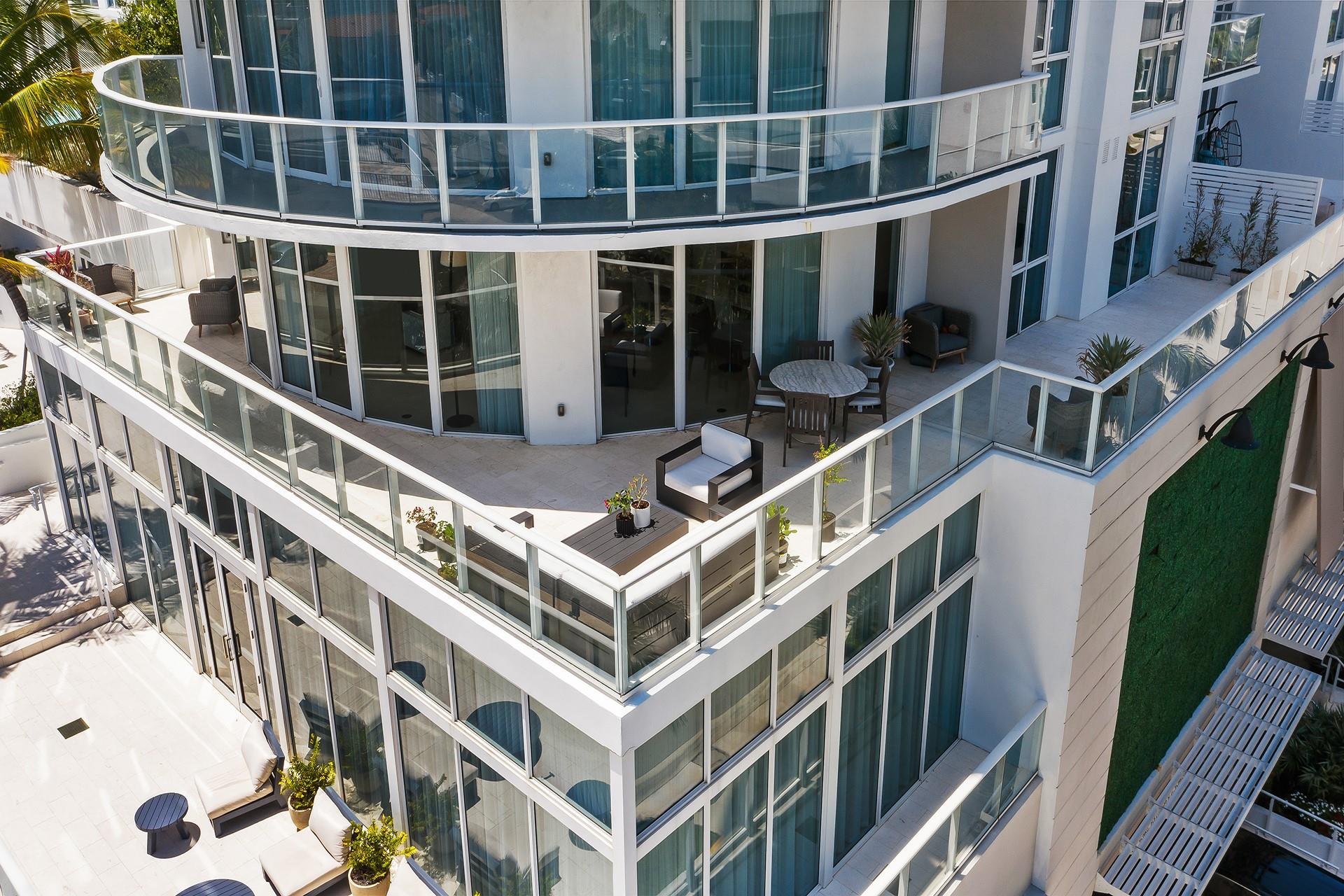 401 N Birch Road 400