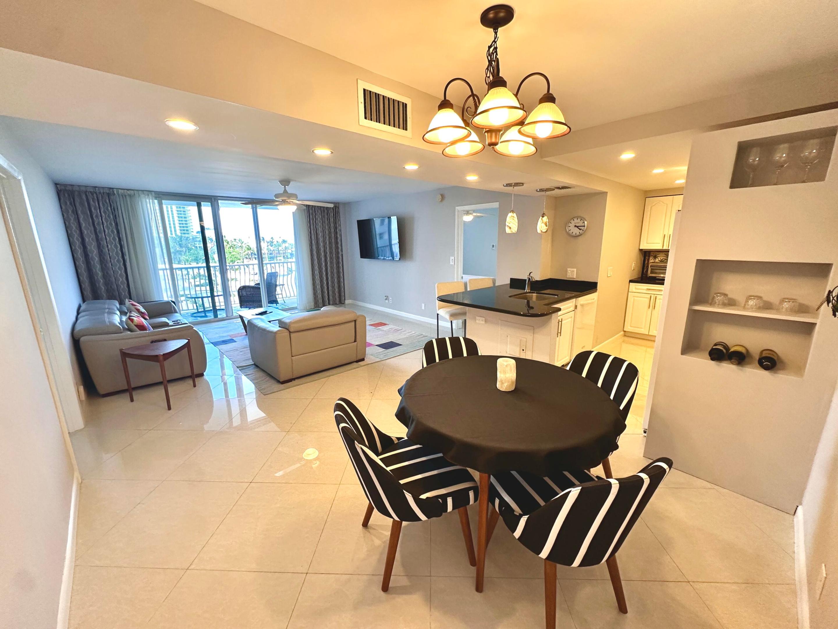 VENETIAN CONDO - Residential Lease