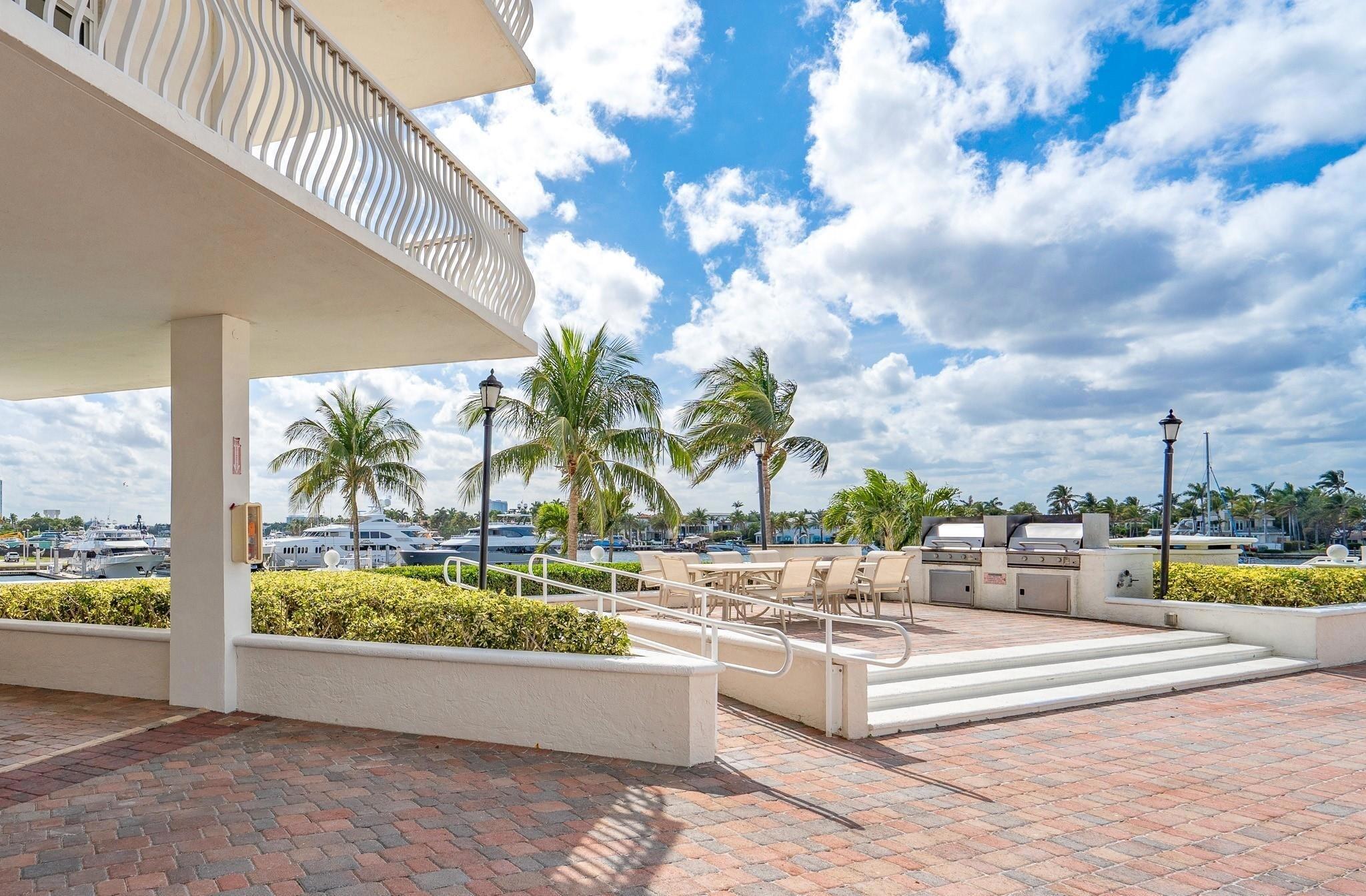 VENETIAN CONDO - Residential Lease