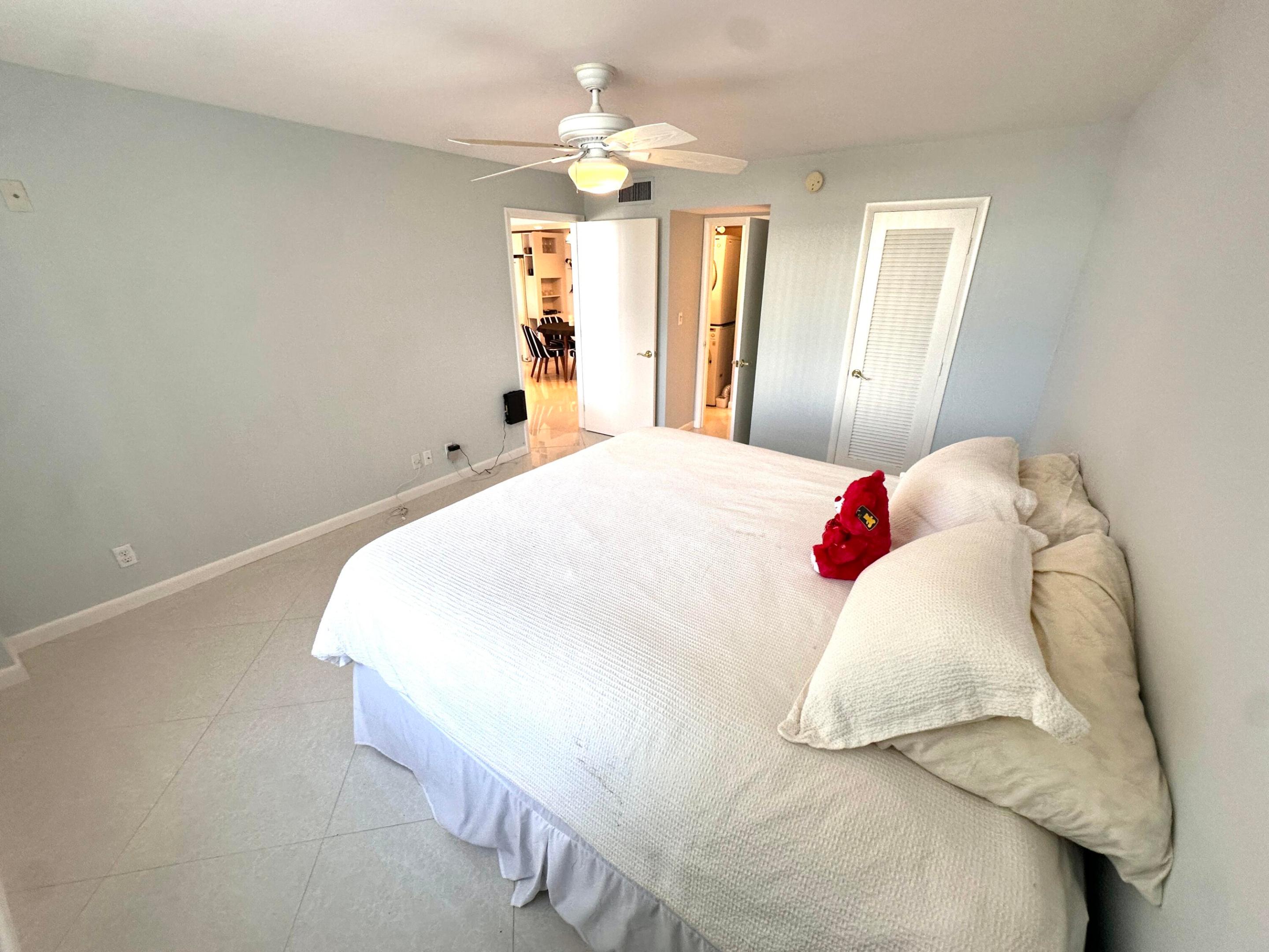 VENETIAN CONDO - Residential Lease