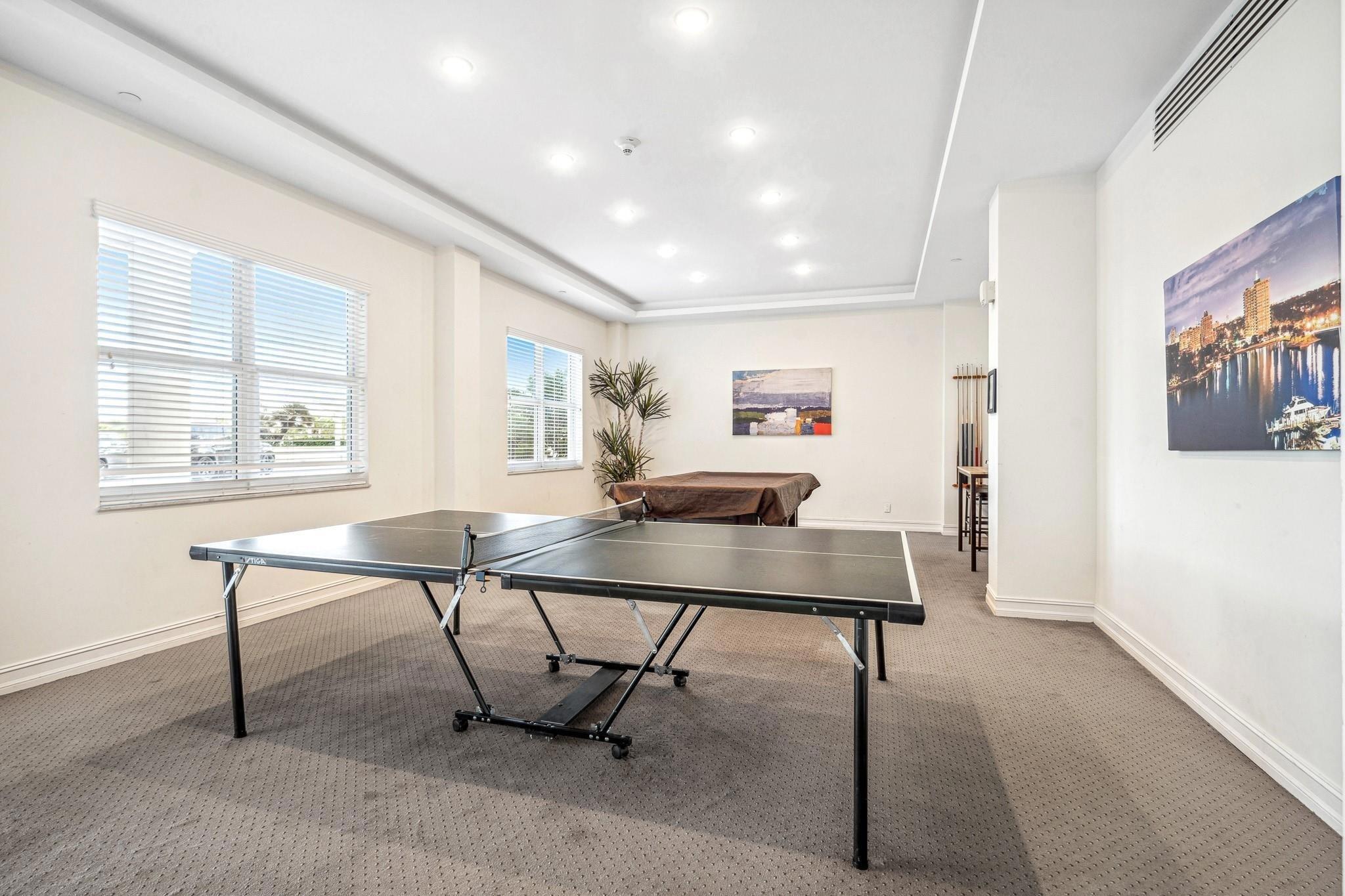 VENETIAN CONDO - Residential Lease