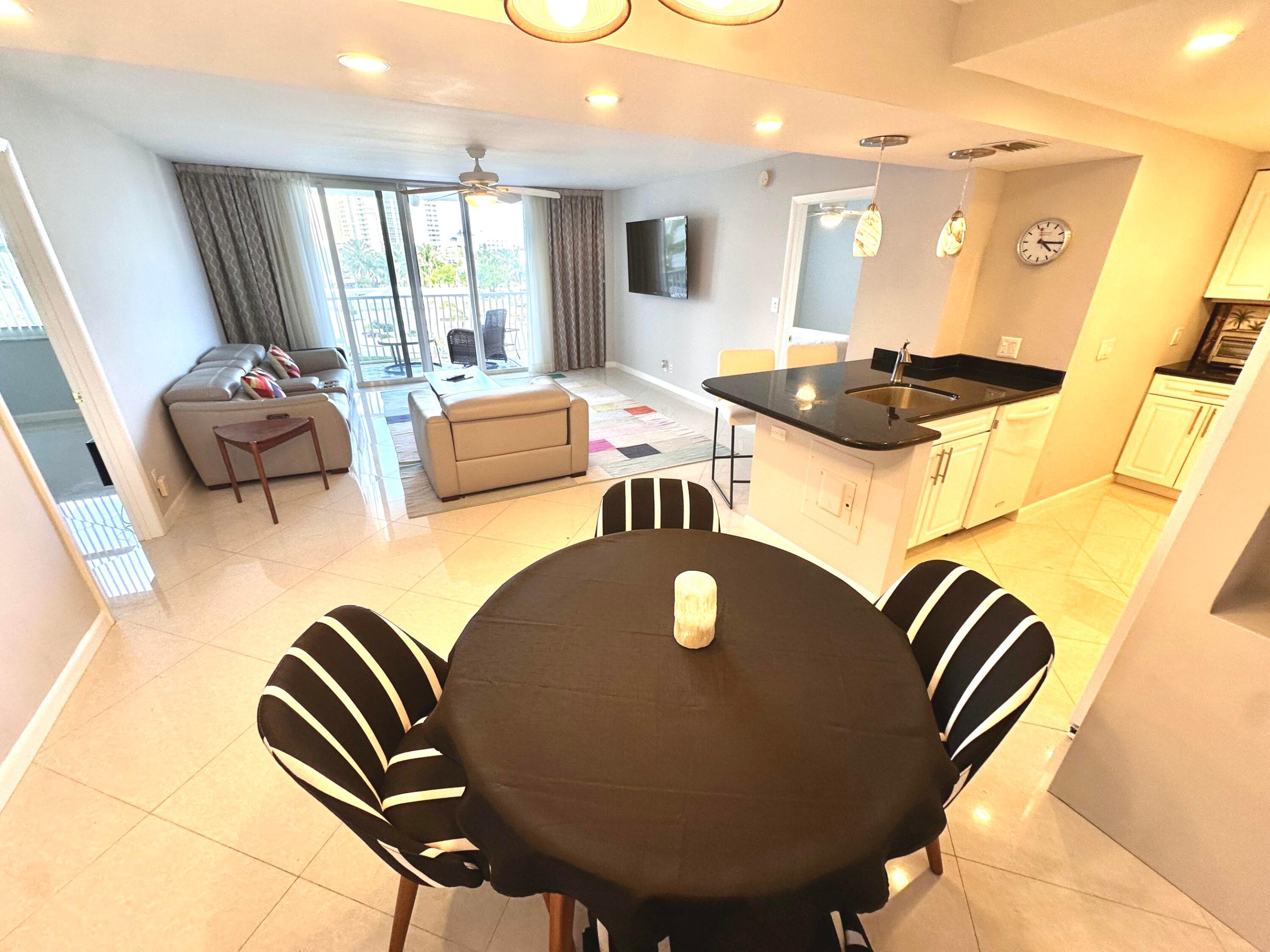 VENETIAN CONDO - Residential Lease