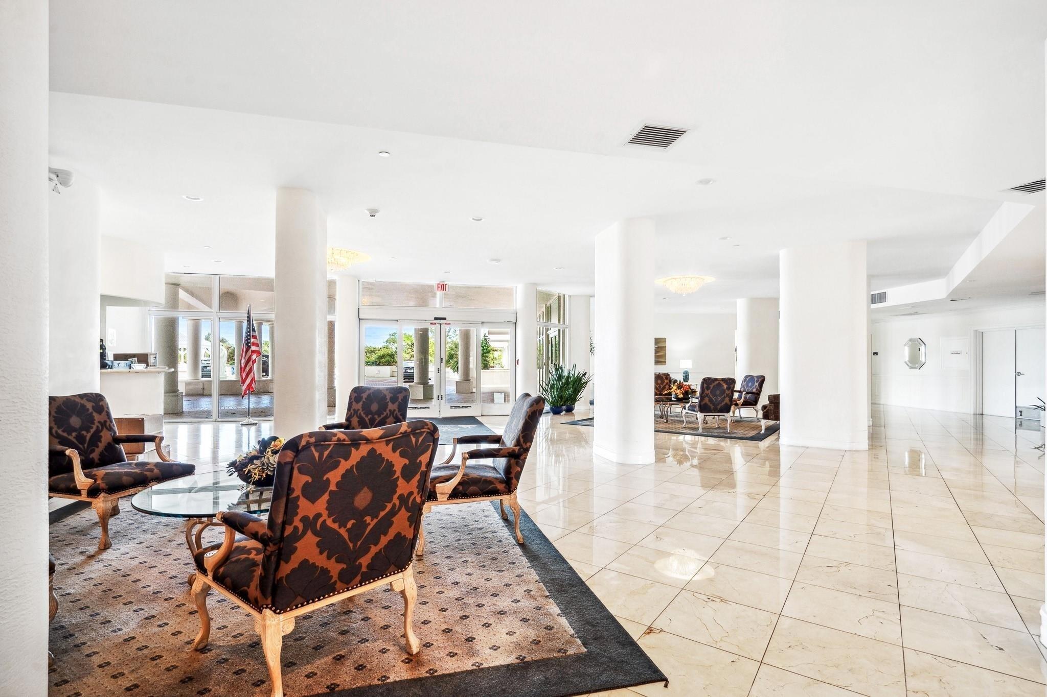 VENETIAN CONDO - Residential Lease