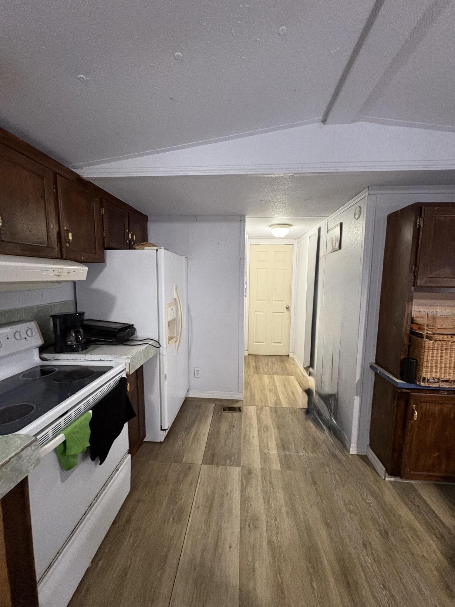 OUTBACK AREA (101500.00) - Residential