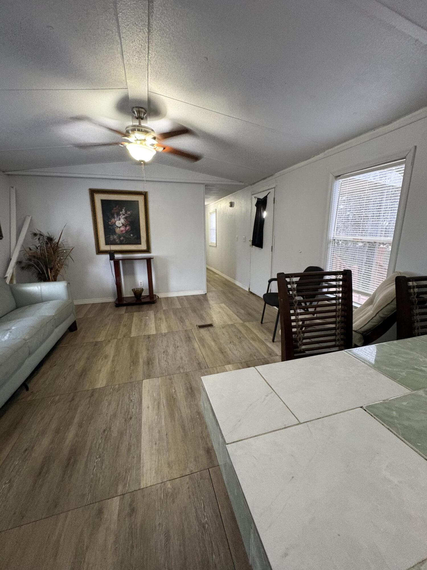 OUTBACK AREA (101500.00) - Residential