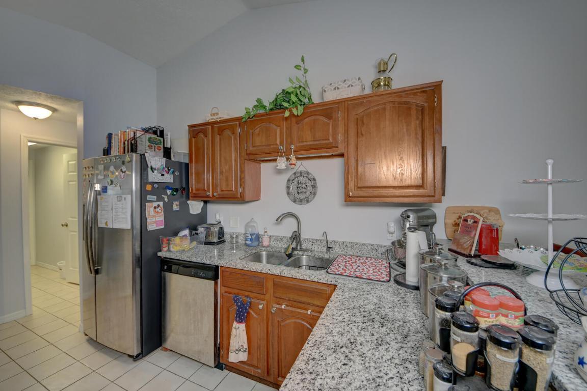 LAKEWOOD PARK UNIT 8 - Residential