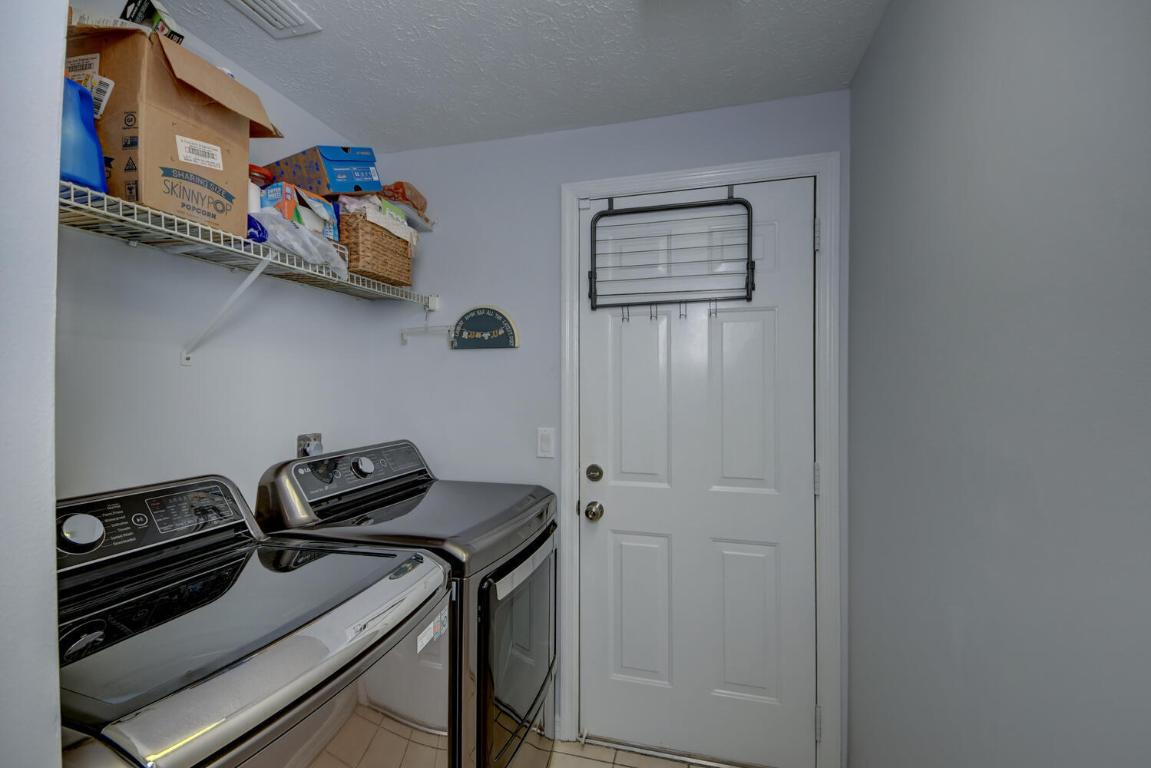 LAKEWOOD PARK UNIT 8 - Residential