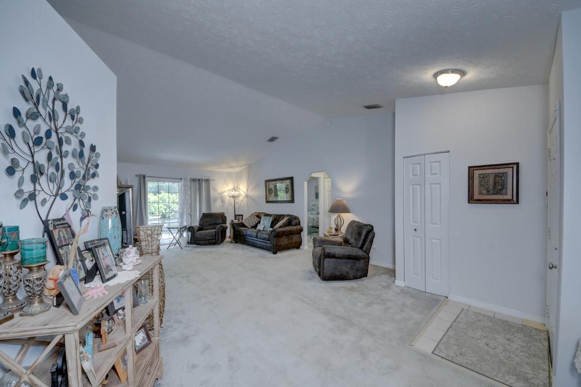 LAKEWOOD PARK UNIT 8 - Residential