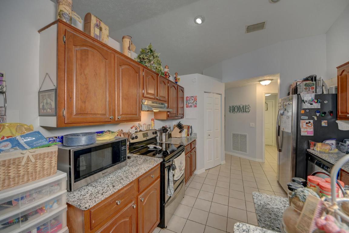 LAKEWOOD PARK UNIT 8 - Residential