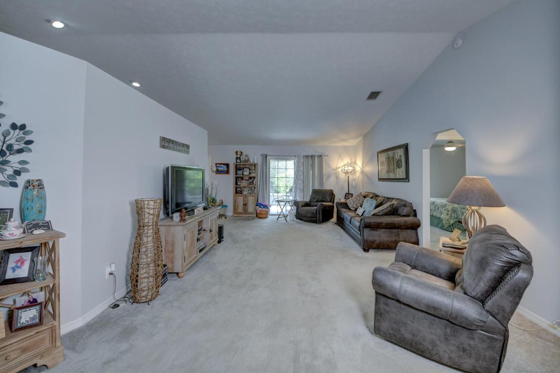 LAKEWOOD PARK UNIT 8 - Residential