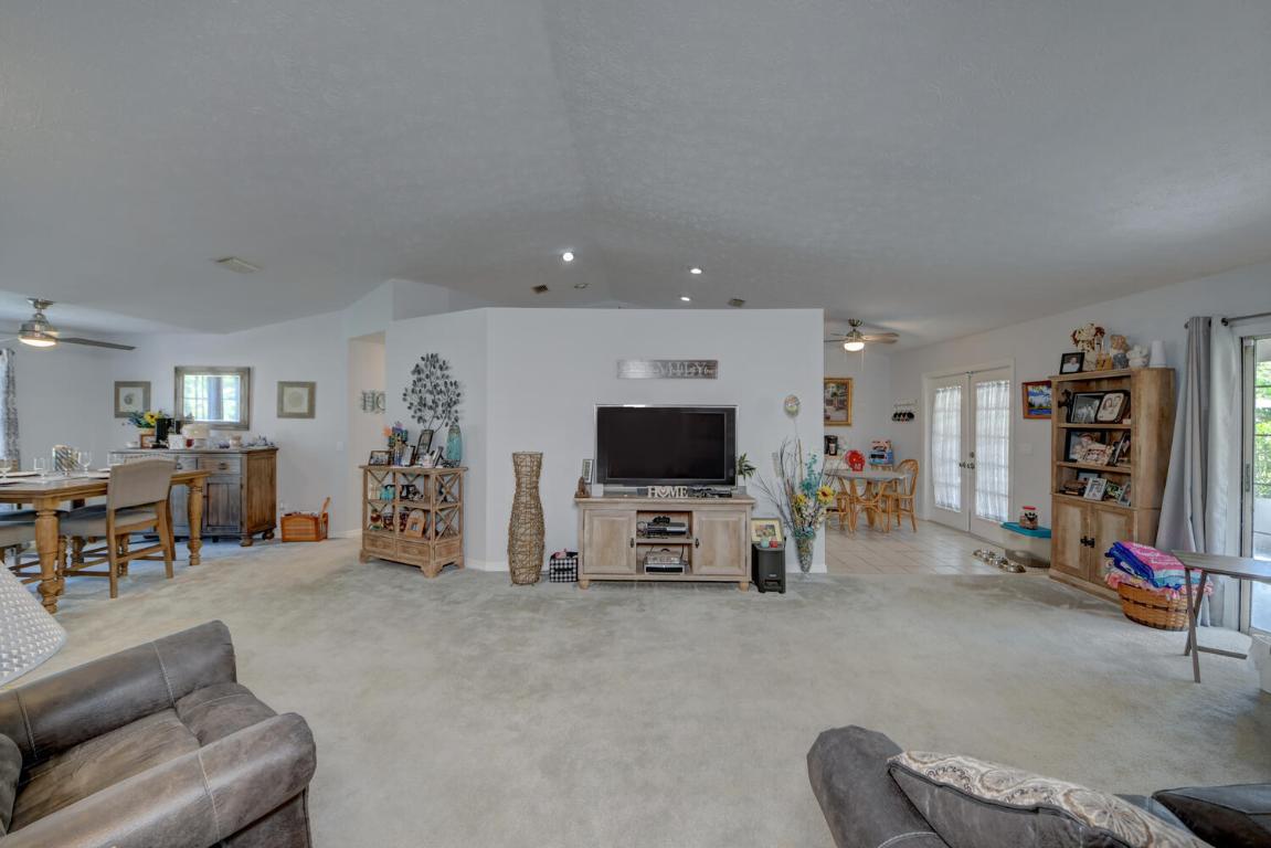 LAKEWOOD PARK UNIT 8 - Residential