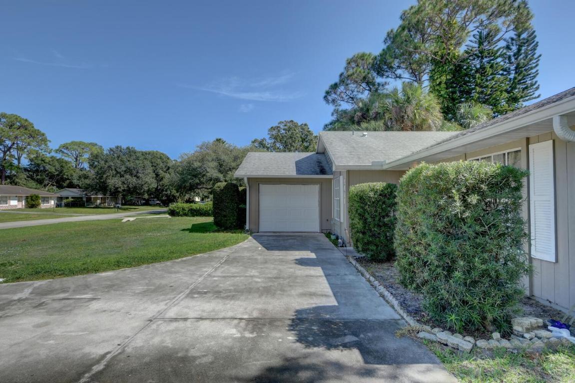 LAKEWOOD PARK UNIT 8 - Residential