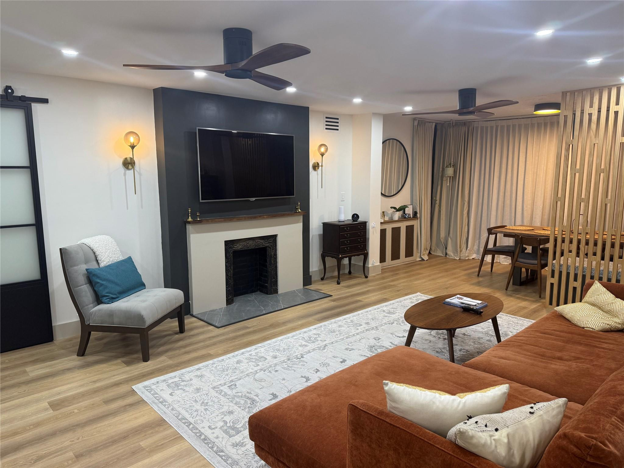 NO 71 PALM-AIRE COUNTRY CLUB - Residential