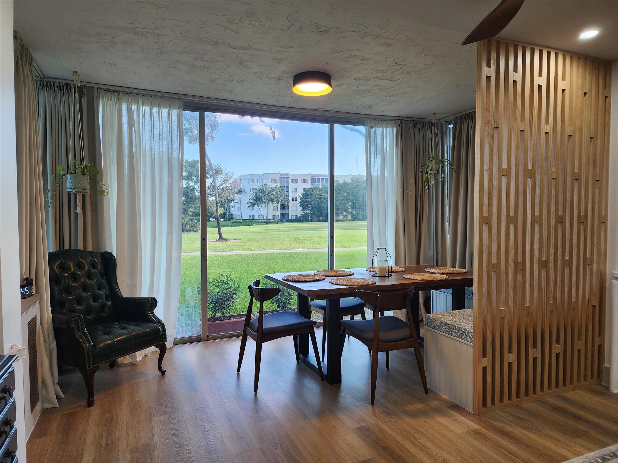 NO 71 PALM-AIRE COUNTRY CLUB - Residential