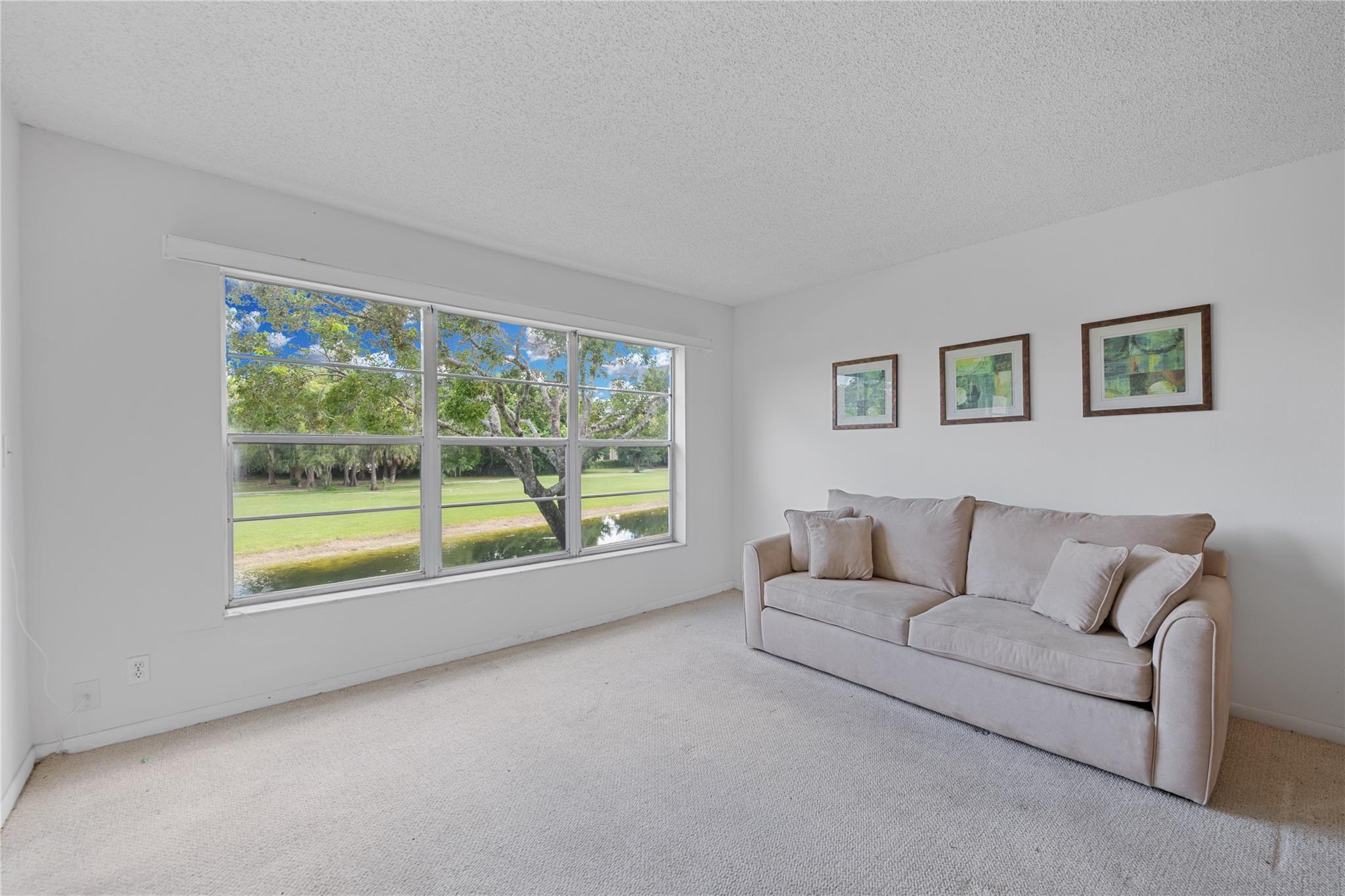 FAIRWAYS OF TAMARAC CONDO - Residential Lease