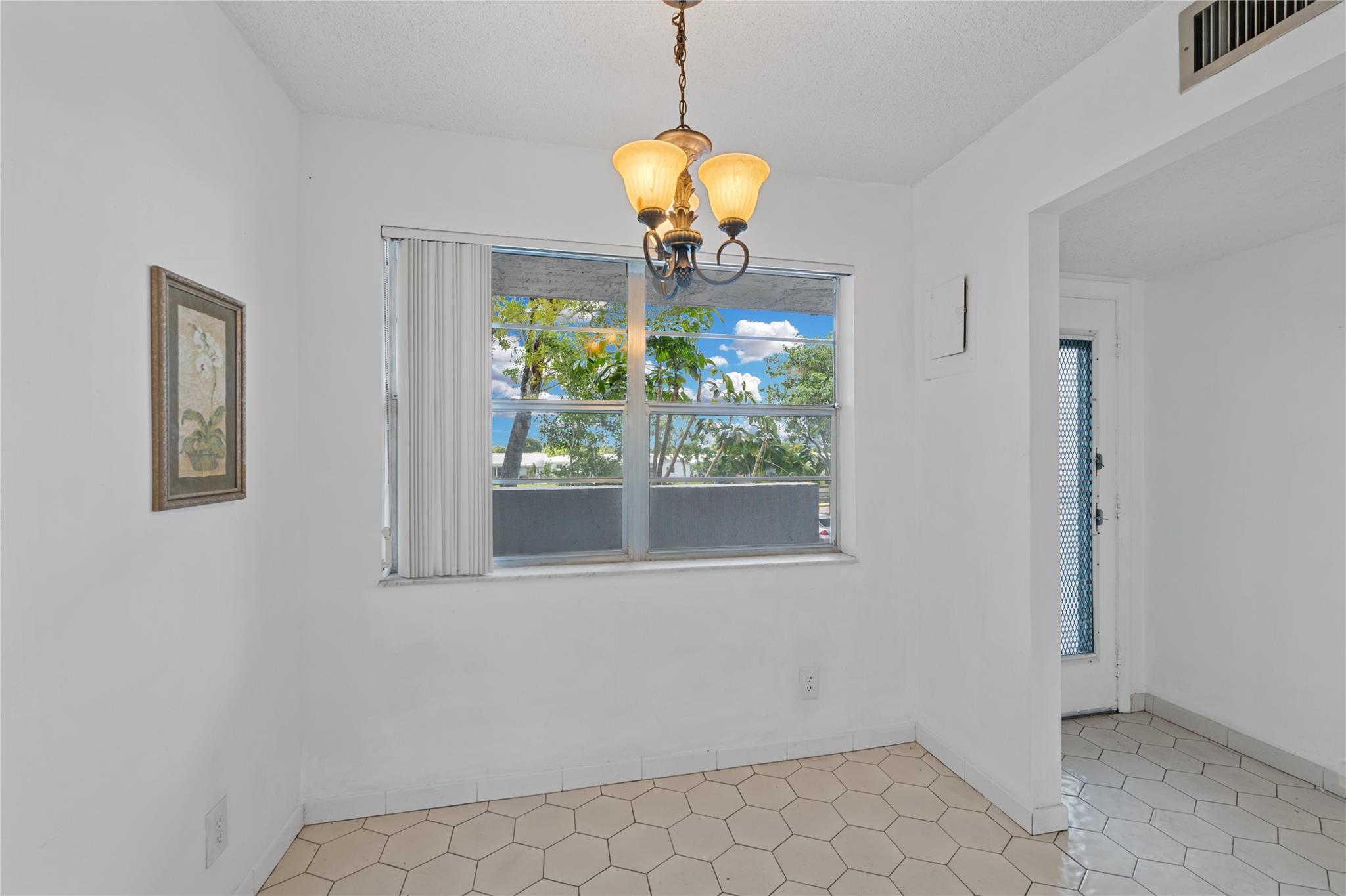 FAIRWAYS OF TAMARAC CONDO - Residential Lease