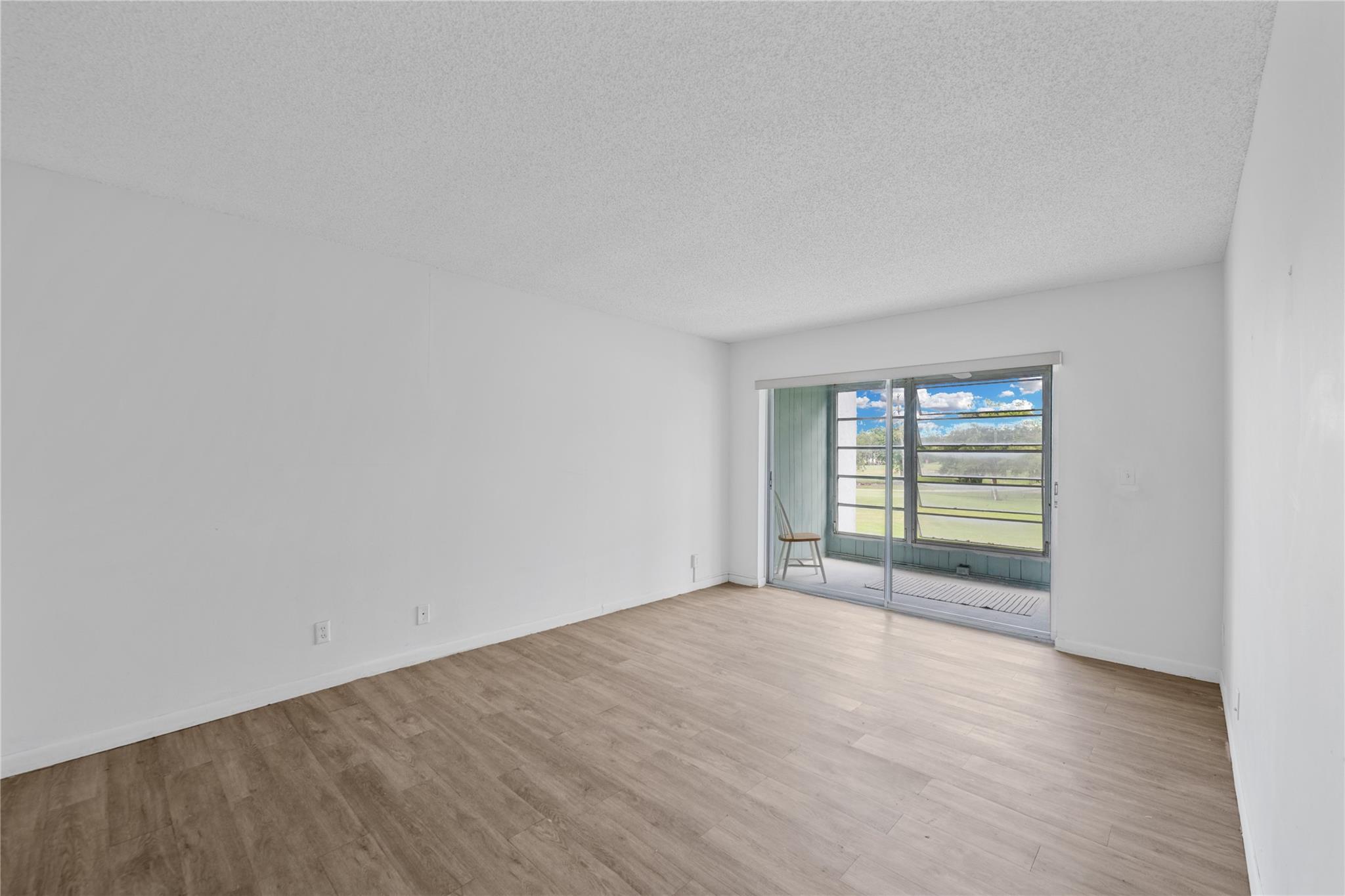 FAIRWAYS OF TAMARAC CONDO - Residential Lease