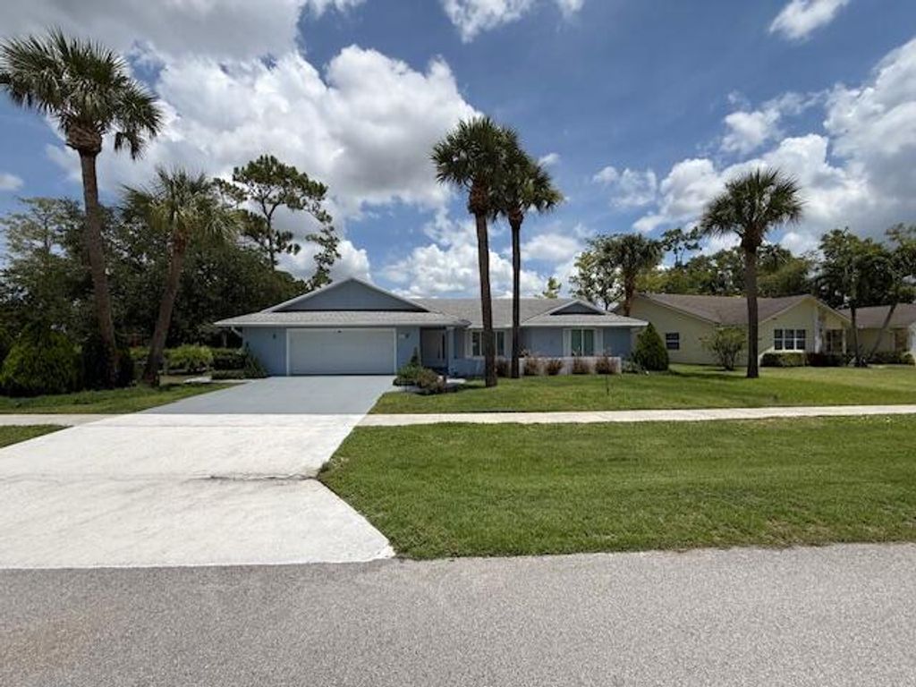 Photo of 847 Foresteria Avenue, Wellington, FL 33414 (MLS # R11100515)