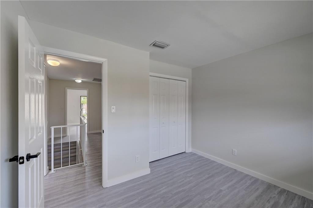 SHAKER VILLAGE - Residential