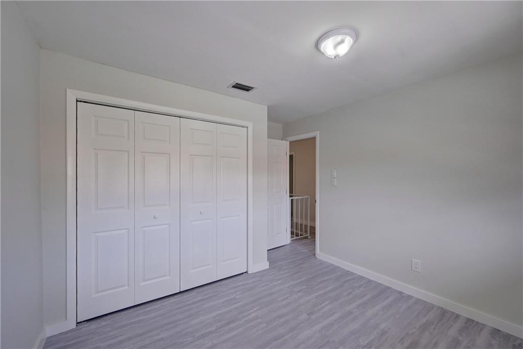 SHAKER VILLAGE - Residential