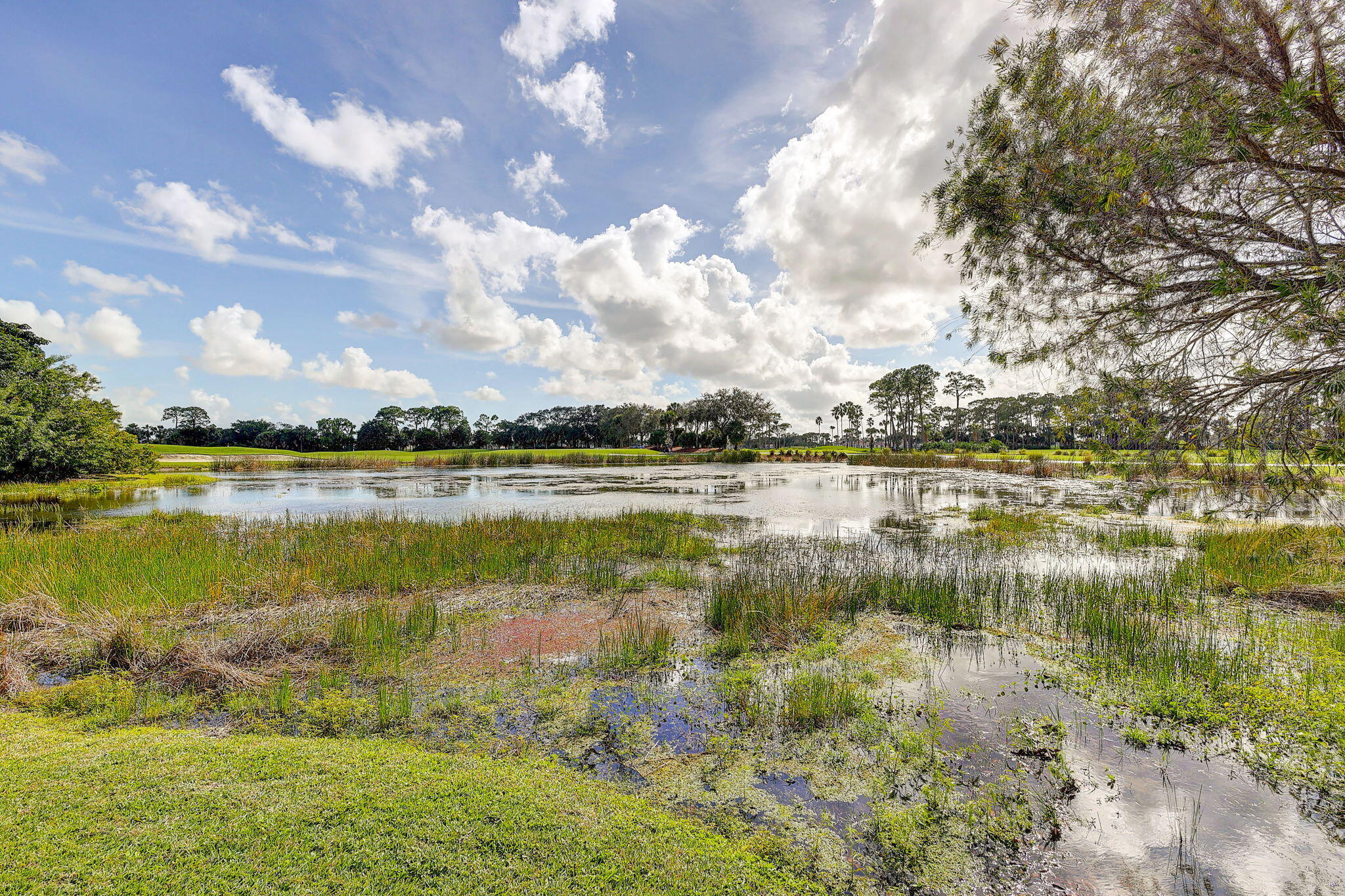 GOLF VILLAS CONDO - Residential Lease