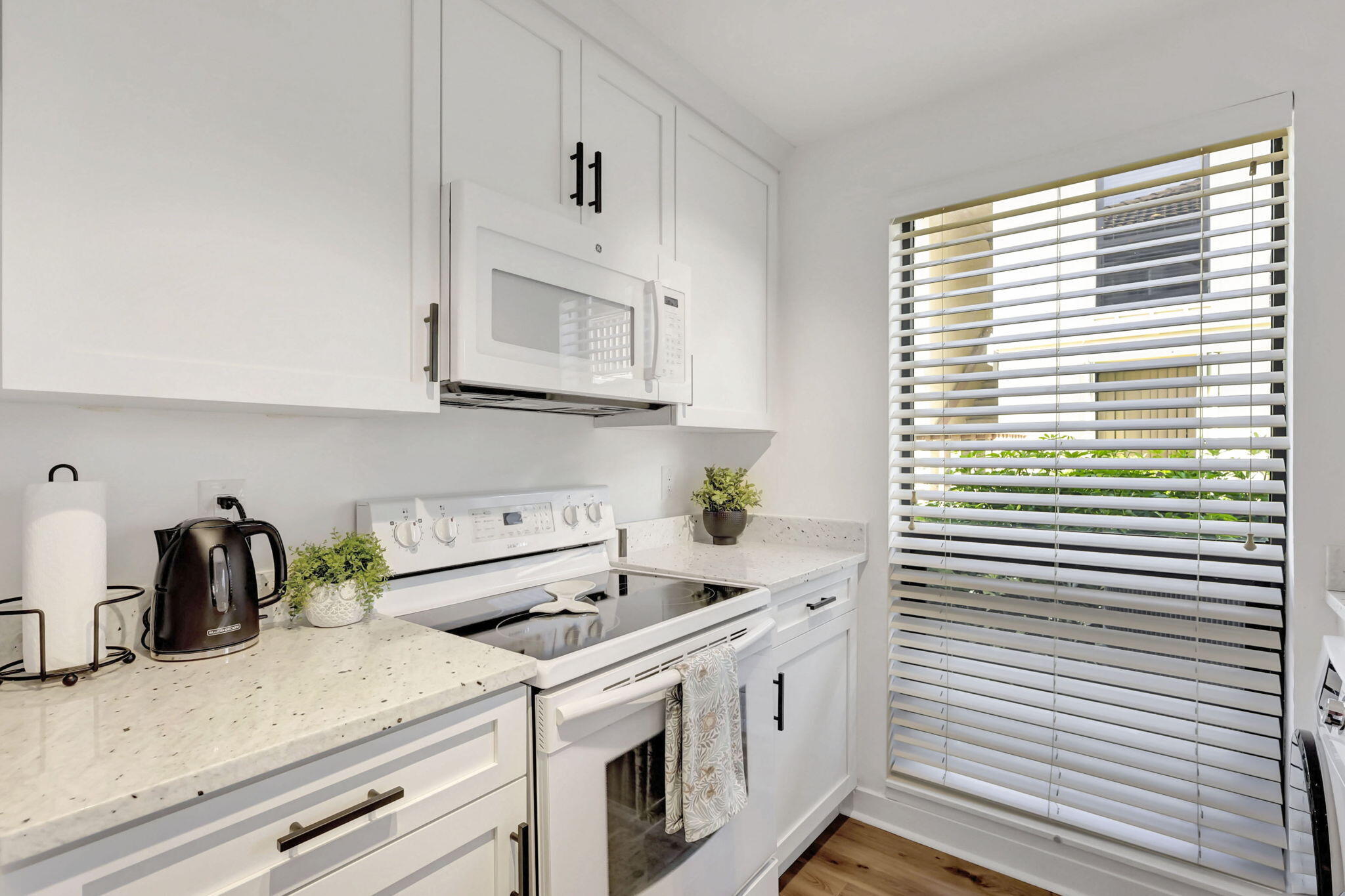 GOLF VILLAS CONDO - Residential Lease