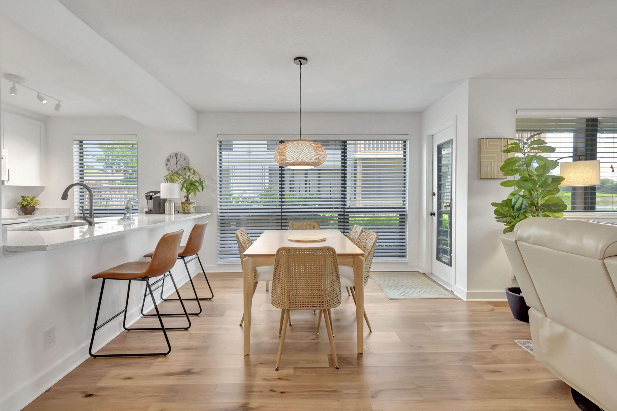 GOLF VILLAS CONDO - Residential Lease