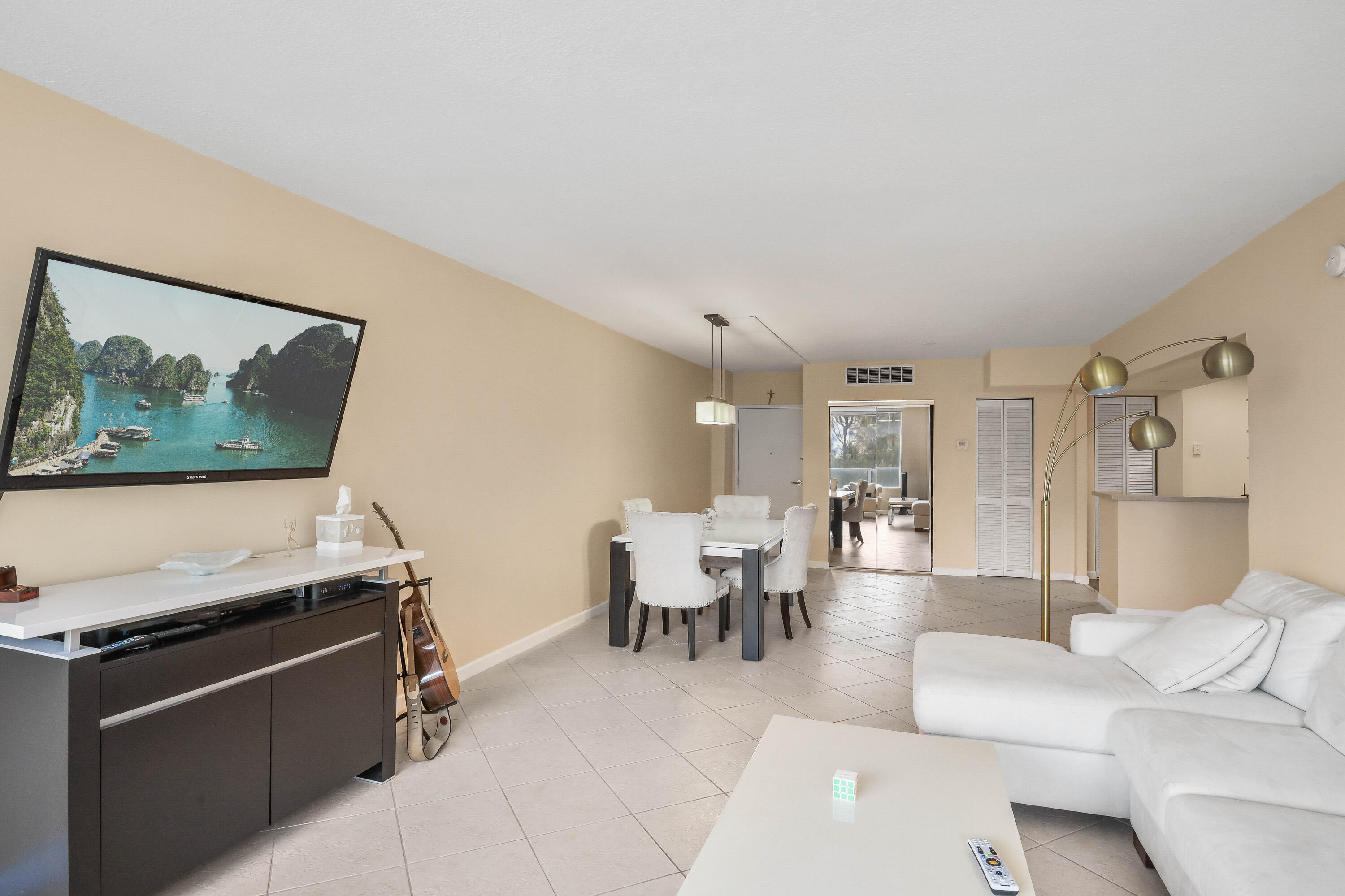 The Patrician - Residential