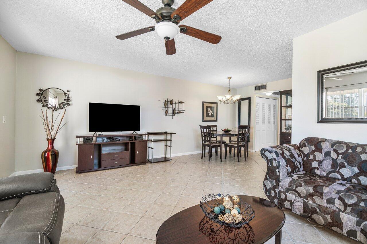 202 Windsor I