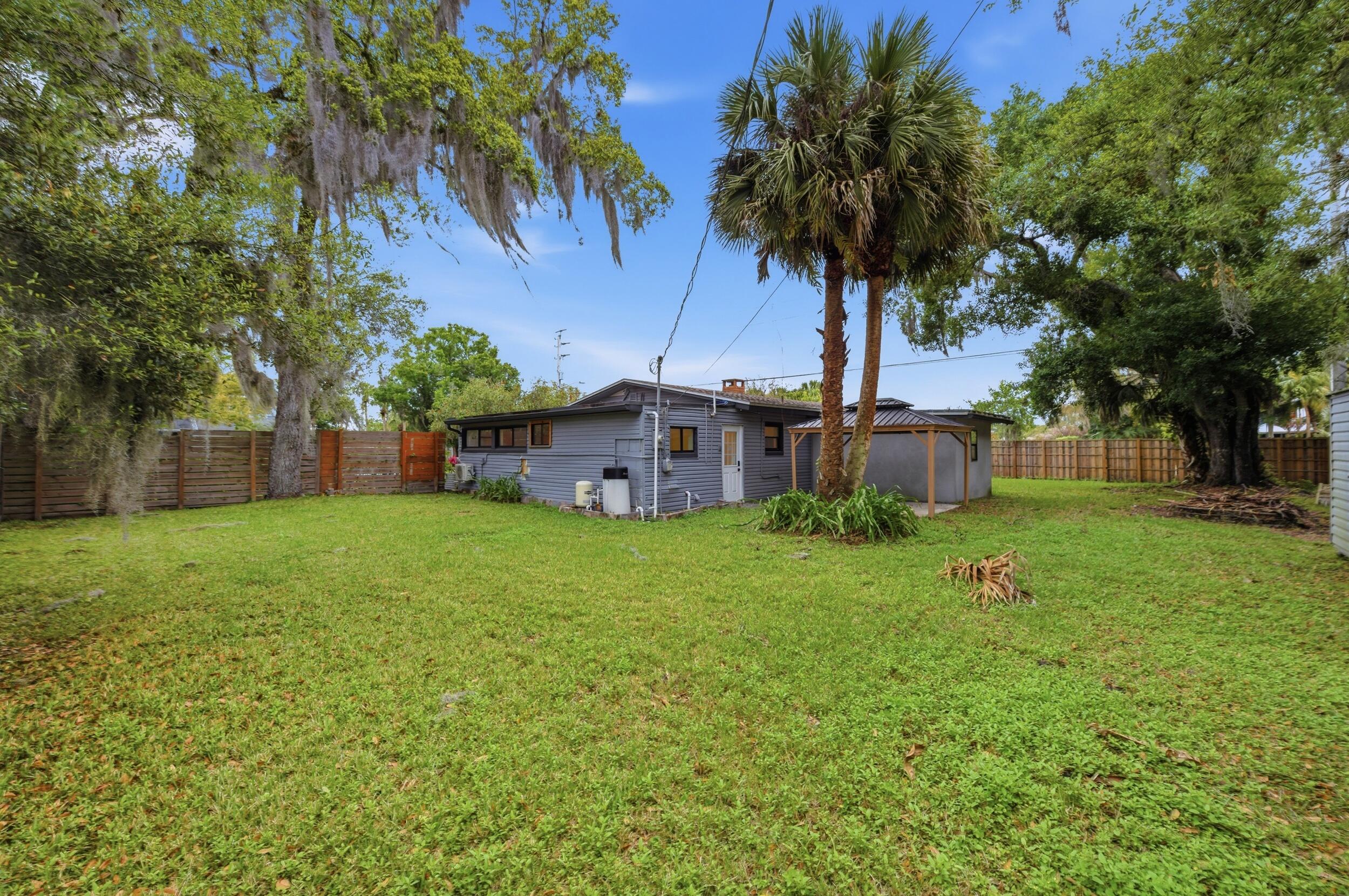 METES AND BOUNDS - Residential Lease