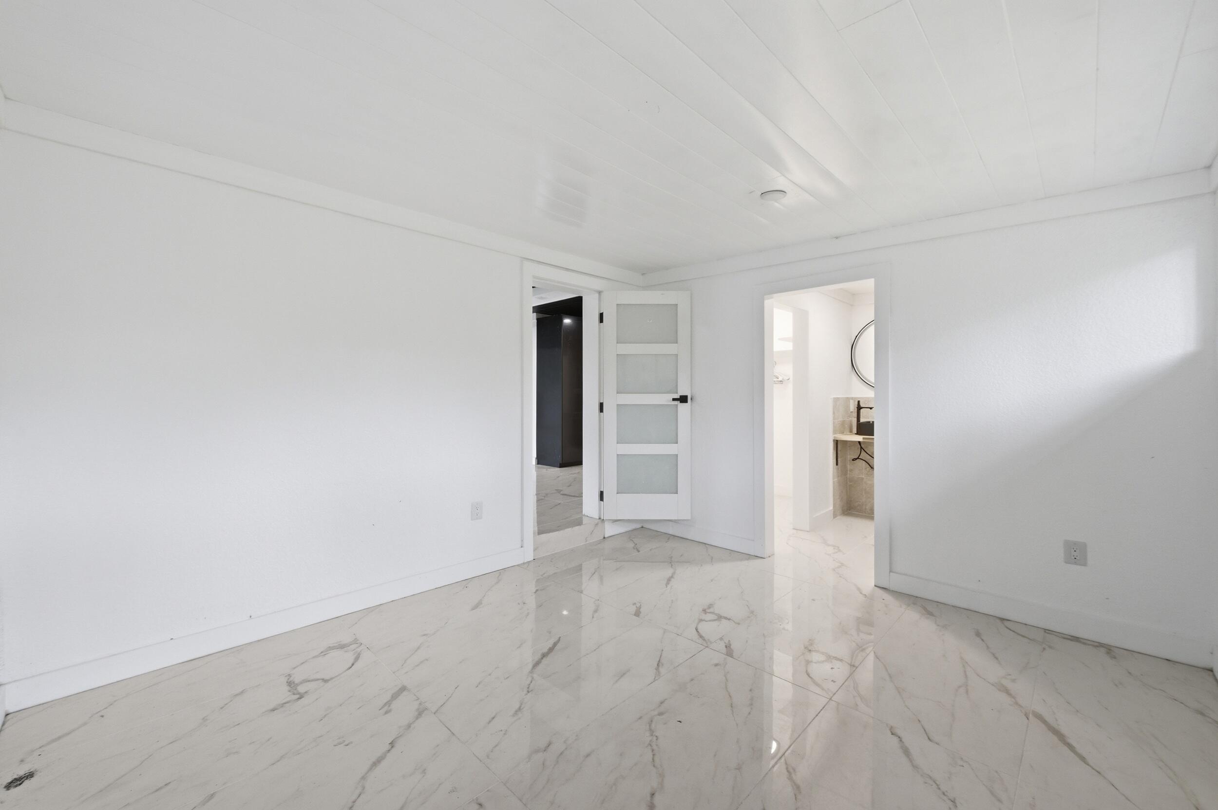 METES AND BOUNDS - Residential Lease