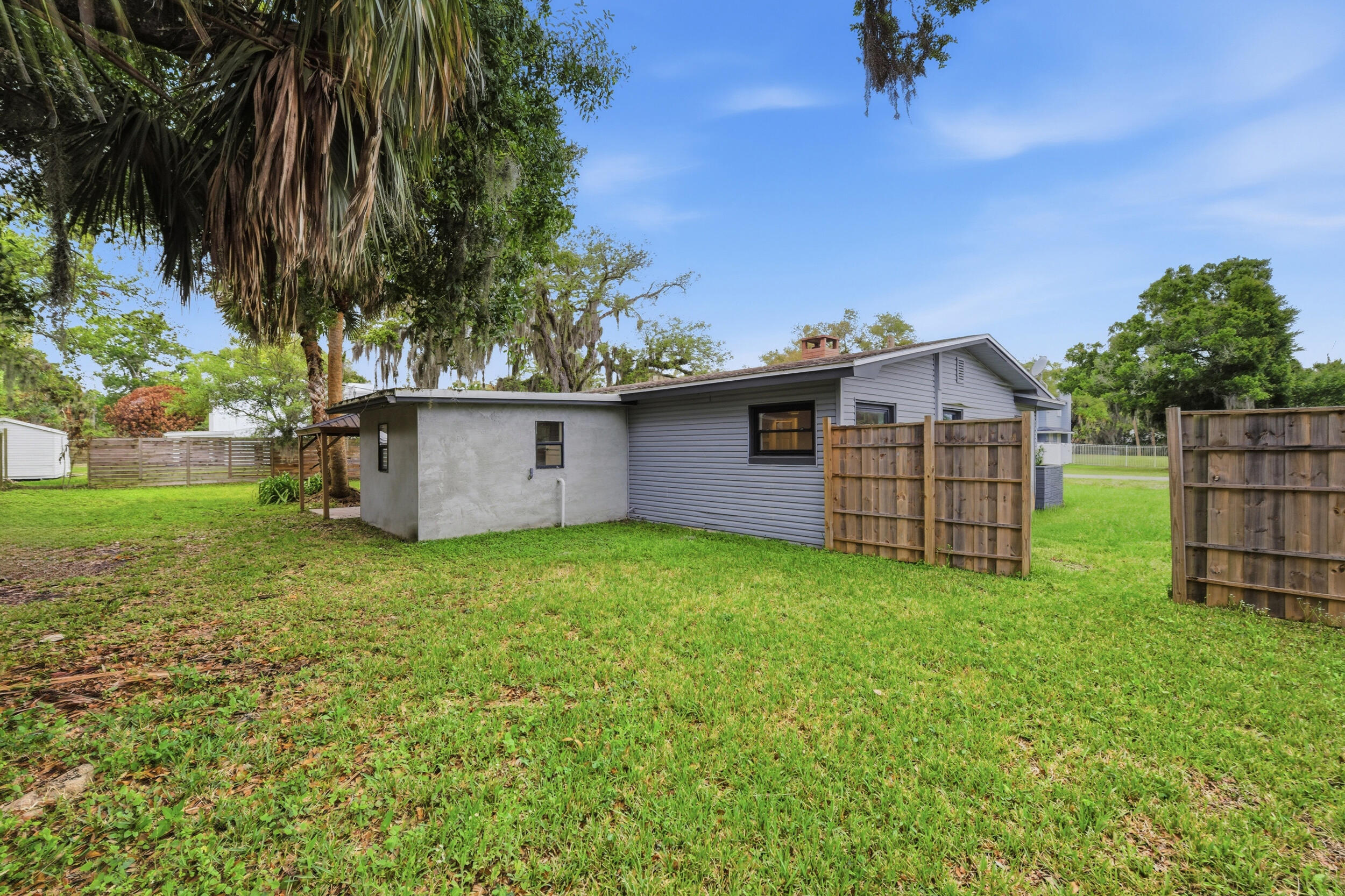 METES AND BOUNDS - Residential Lease
