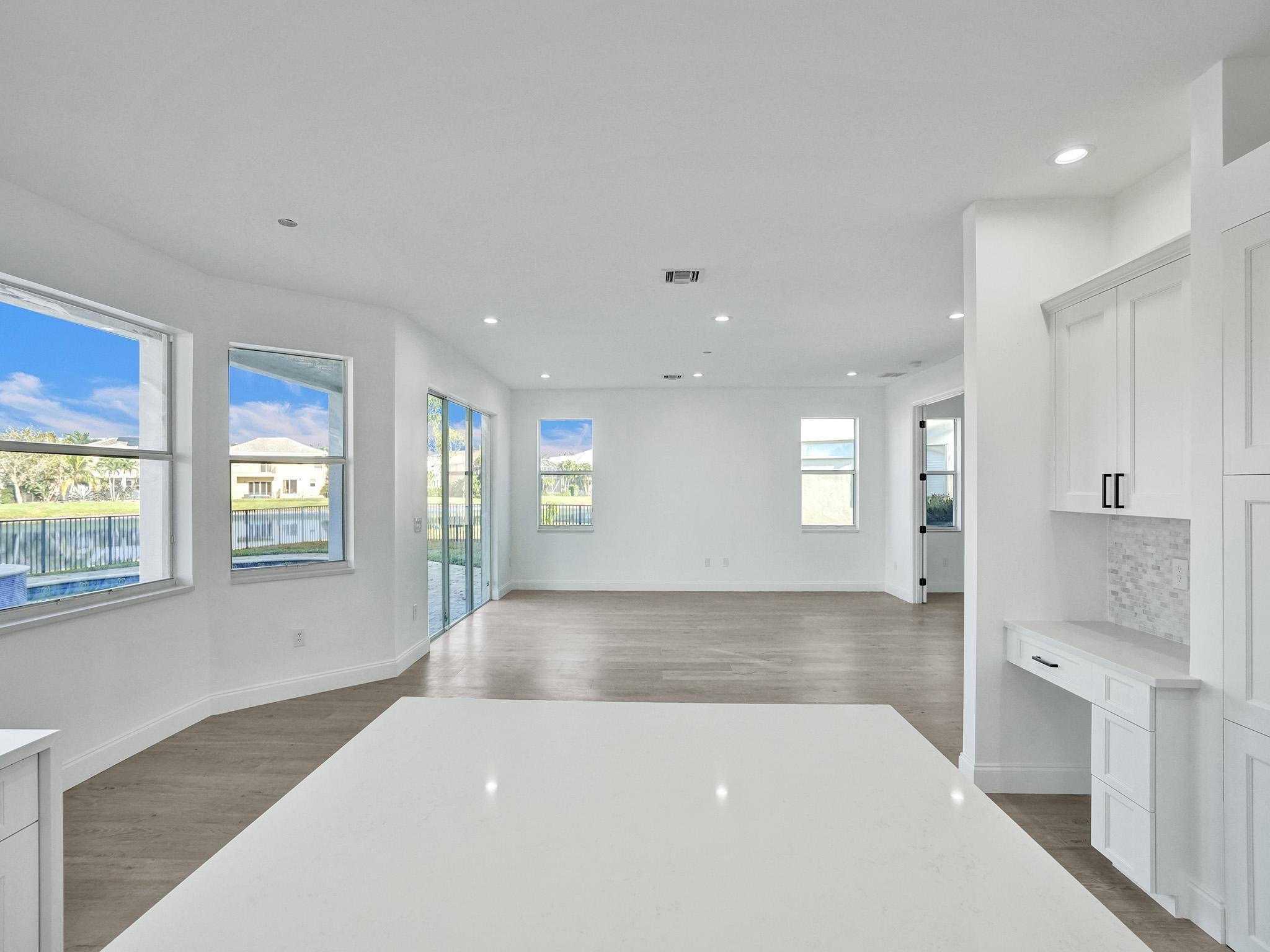 OLYMPIA 2 - Residential