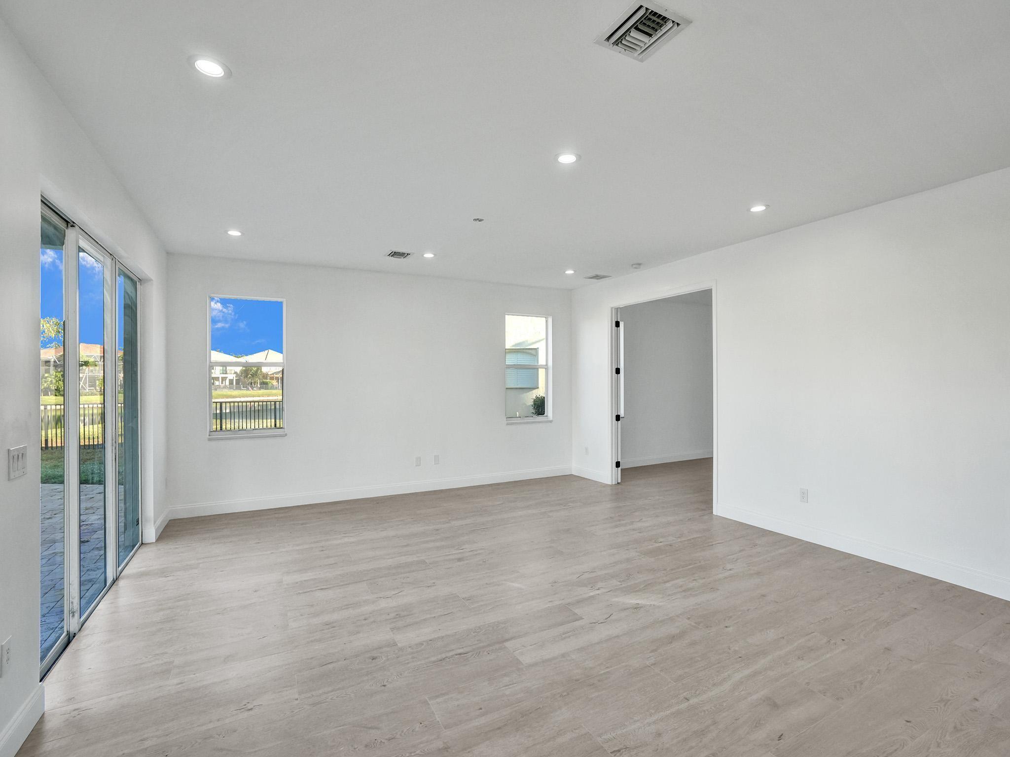 OLYMPIA 2 - Residential