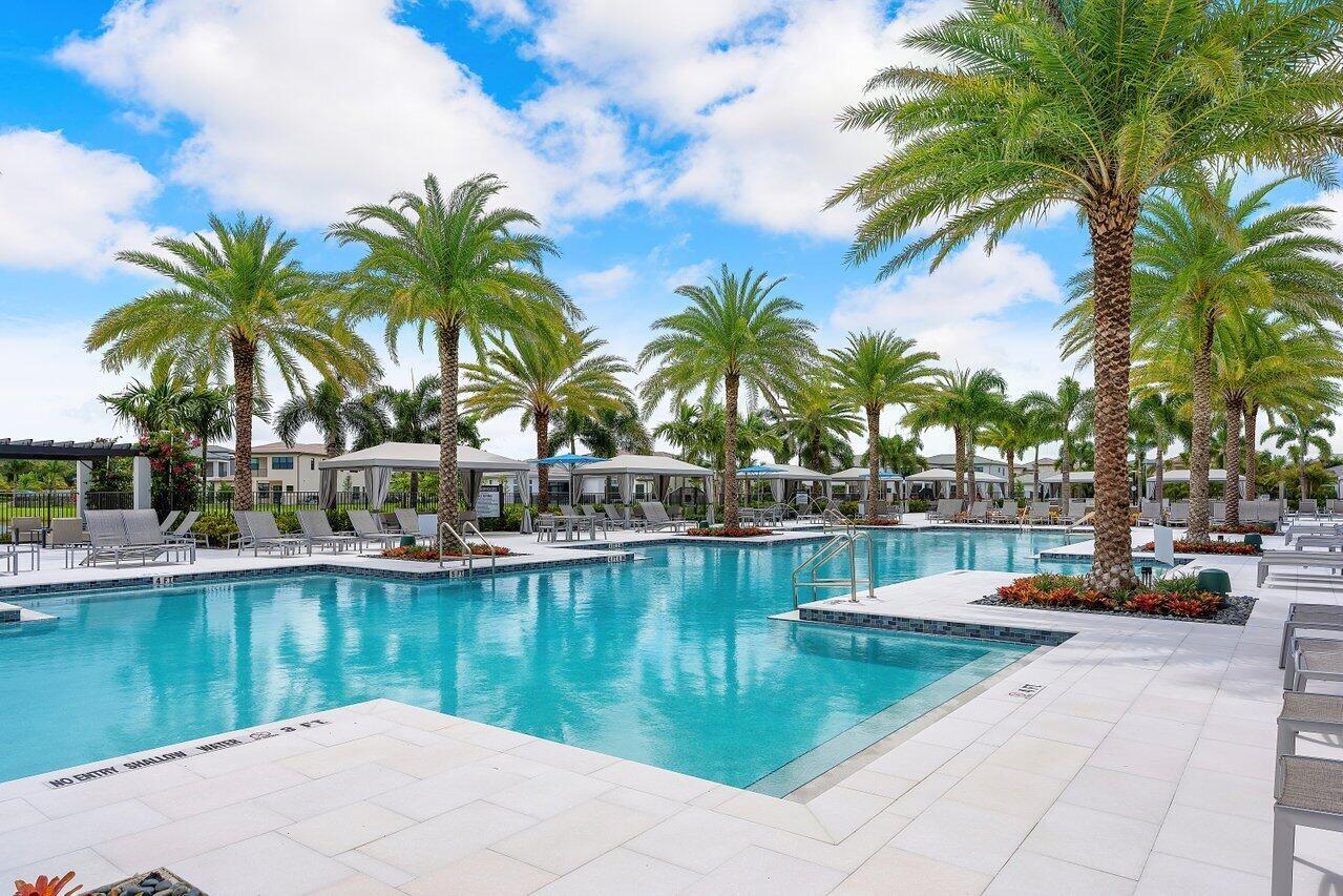 BOCA BRIDGES / CAMBRIDGE - Residential