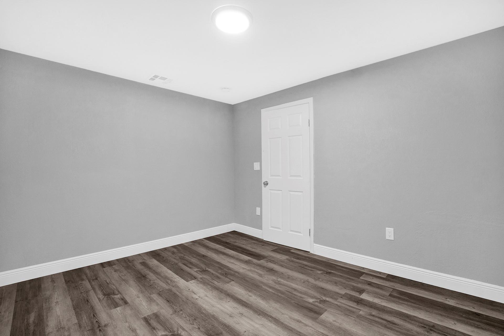 Carol City Lake Steven Es - Residential