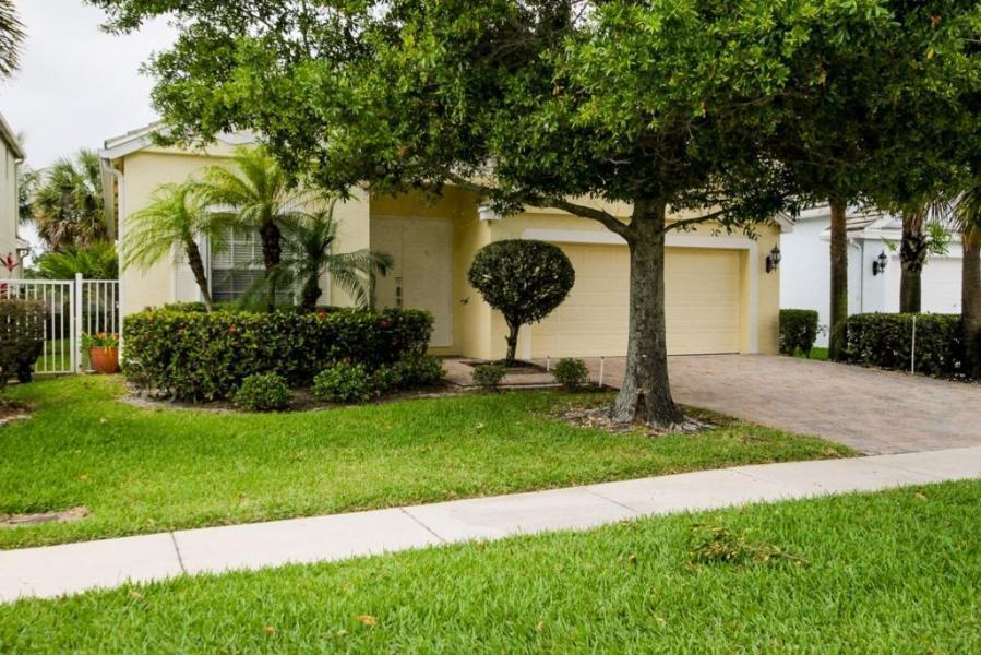 Immaculate home in the privately, manned gated community of Victoria Grove's. Features 4br/3ba, two car garage with an open layout for entertaining, granite kitchen and bathroom counters, wood floors and tiled flooring throughout and more! TENANT IS RESPONSIBLE FOR LAWN CARE/LANDSCAPING.
