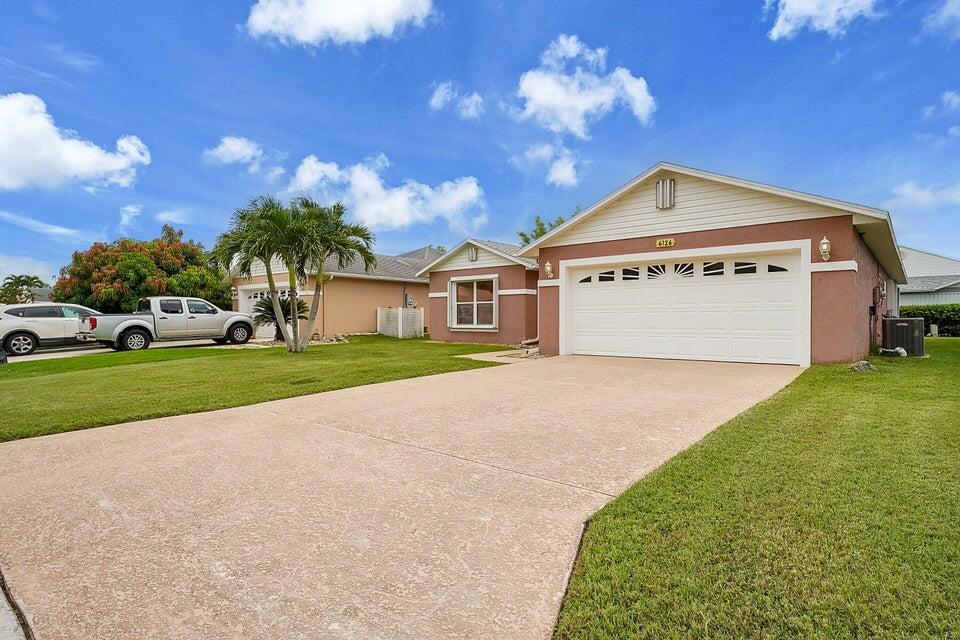 6126 Alexandria Circle