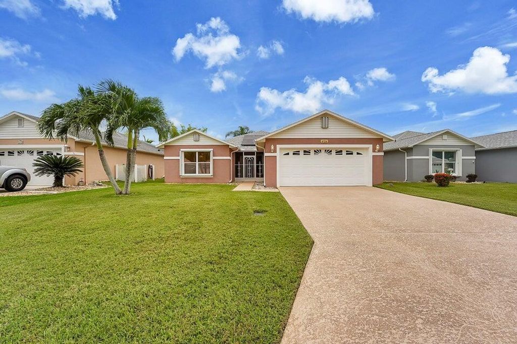 Photo of 6126 Alexandria Circle, Fort Pierce, FL 34982 (MLS # R11083079)