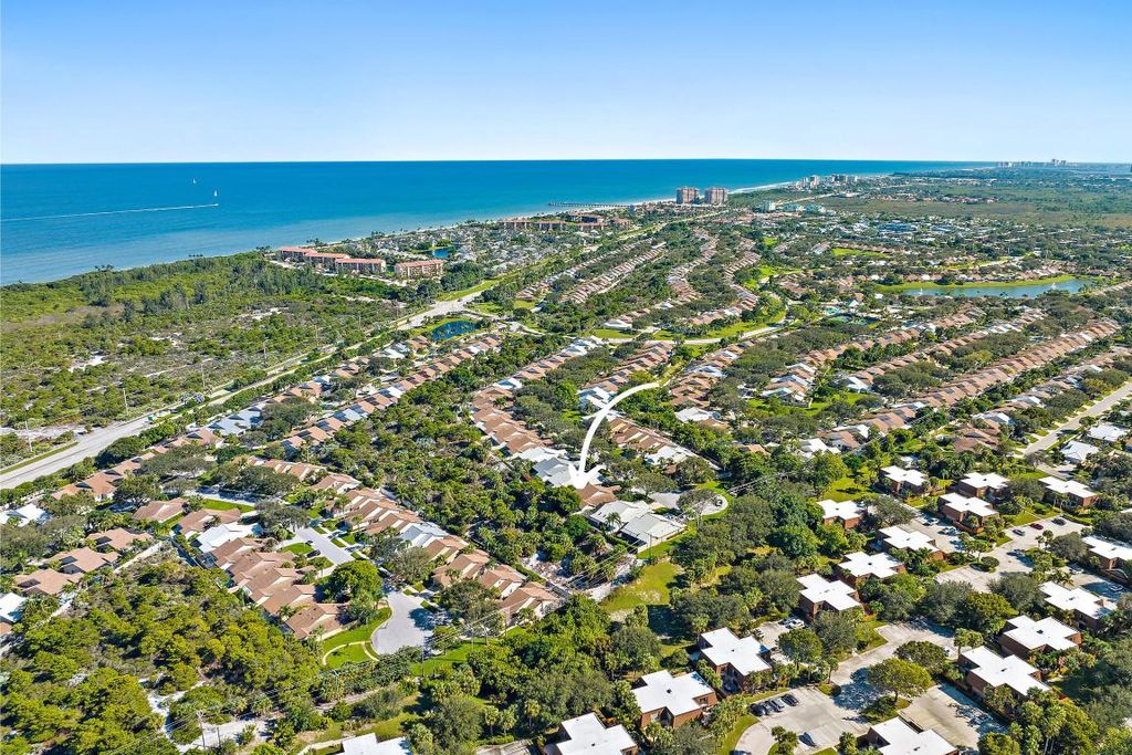 Photo of 337 Ridge Road, Jupiter, FL 33477 (MLS # R10948052)