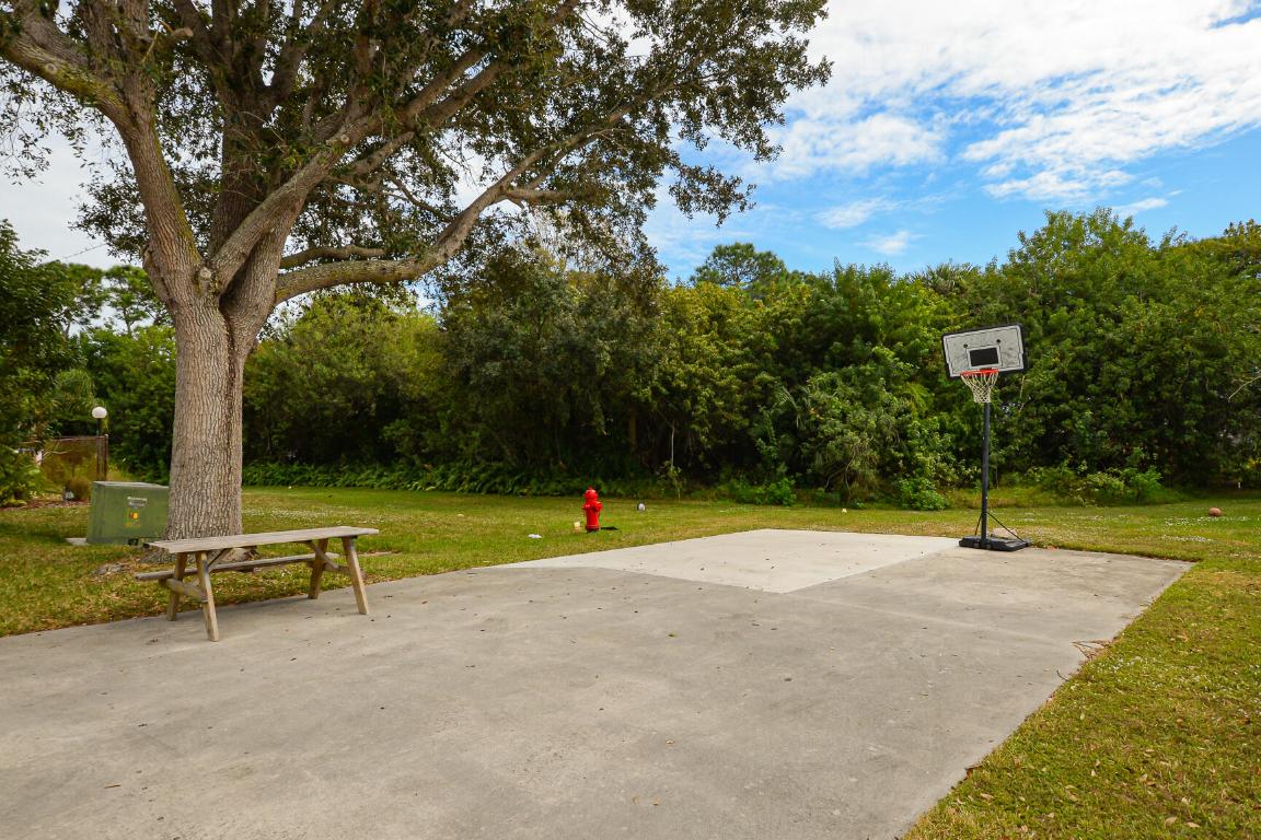 Seagrass Condominium - Residential