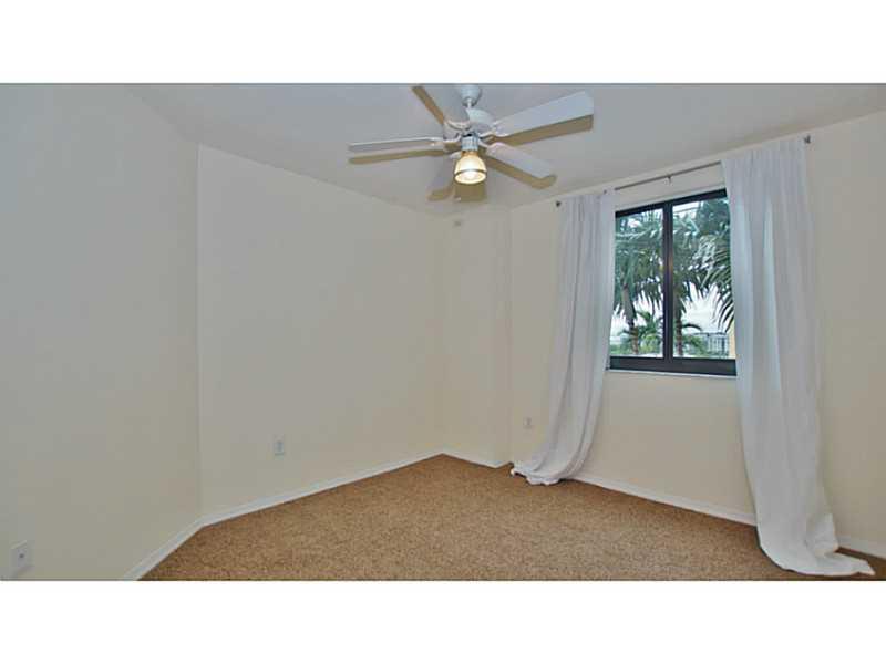 WAVERLY AT LAS OLAS CONDO - Residential Lease