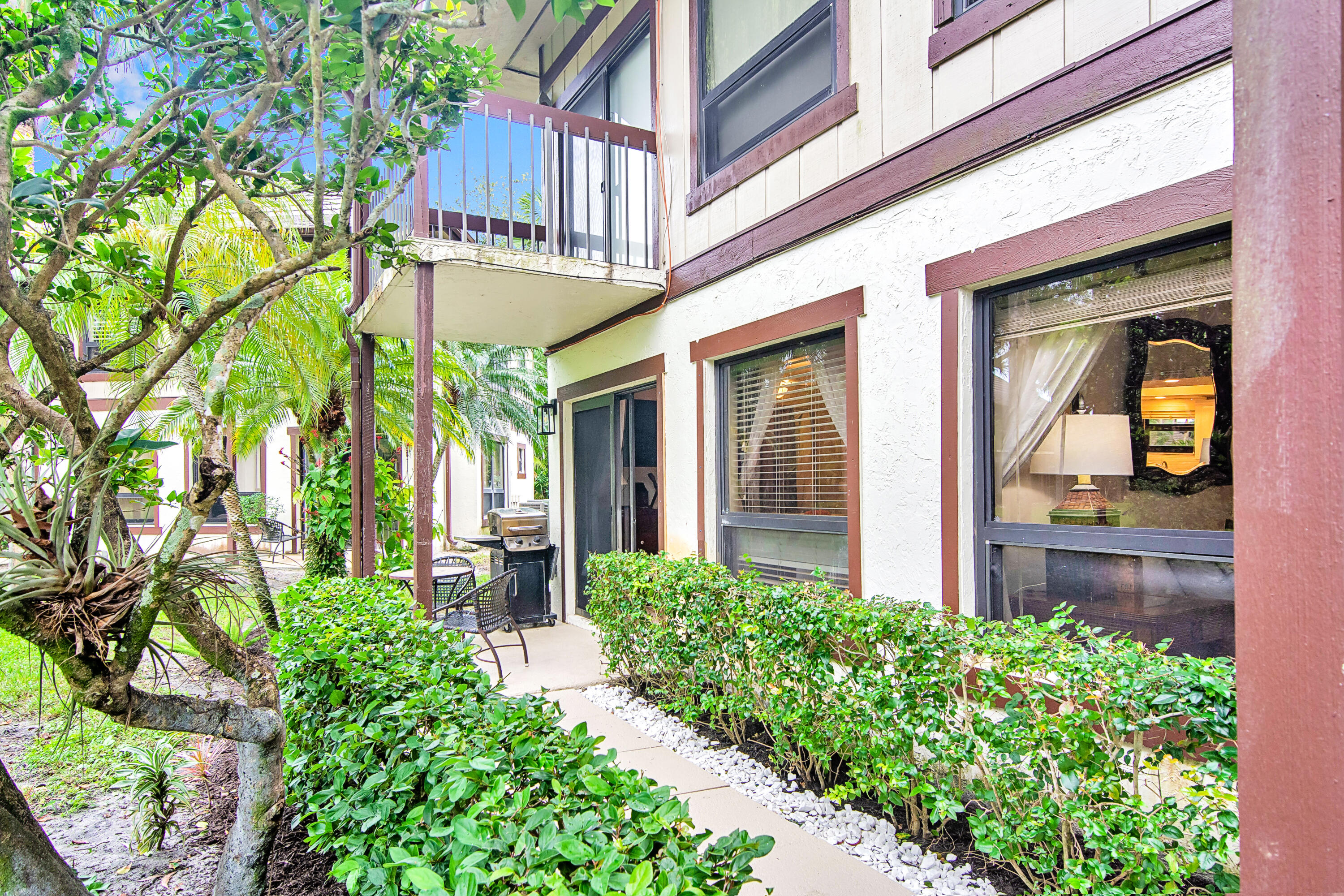 BAGATTELLE CONDO - Residential Lease