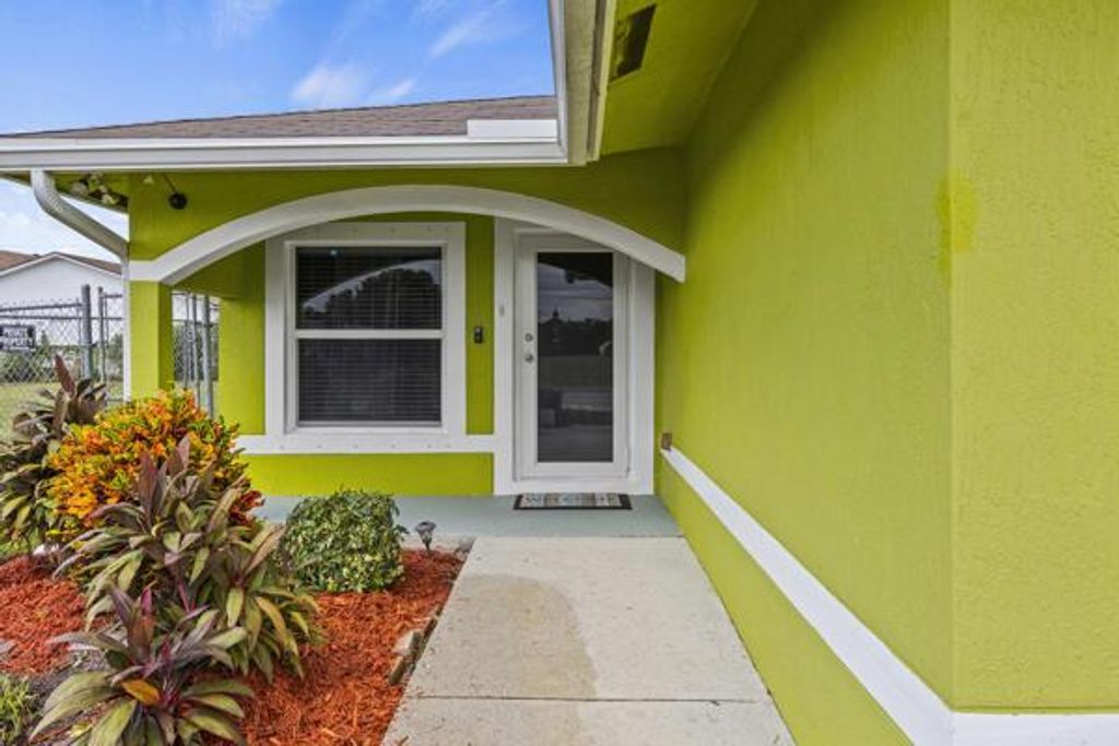 Photo of 1274 W 33rd Street, Riviera Beach, FL 33404 (MLS # R11126312)