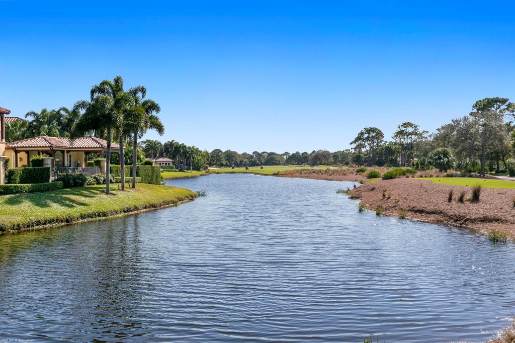 RITZ CARLTON GOLF CLUB & SPA - Residential