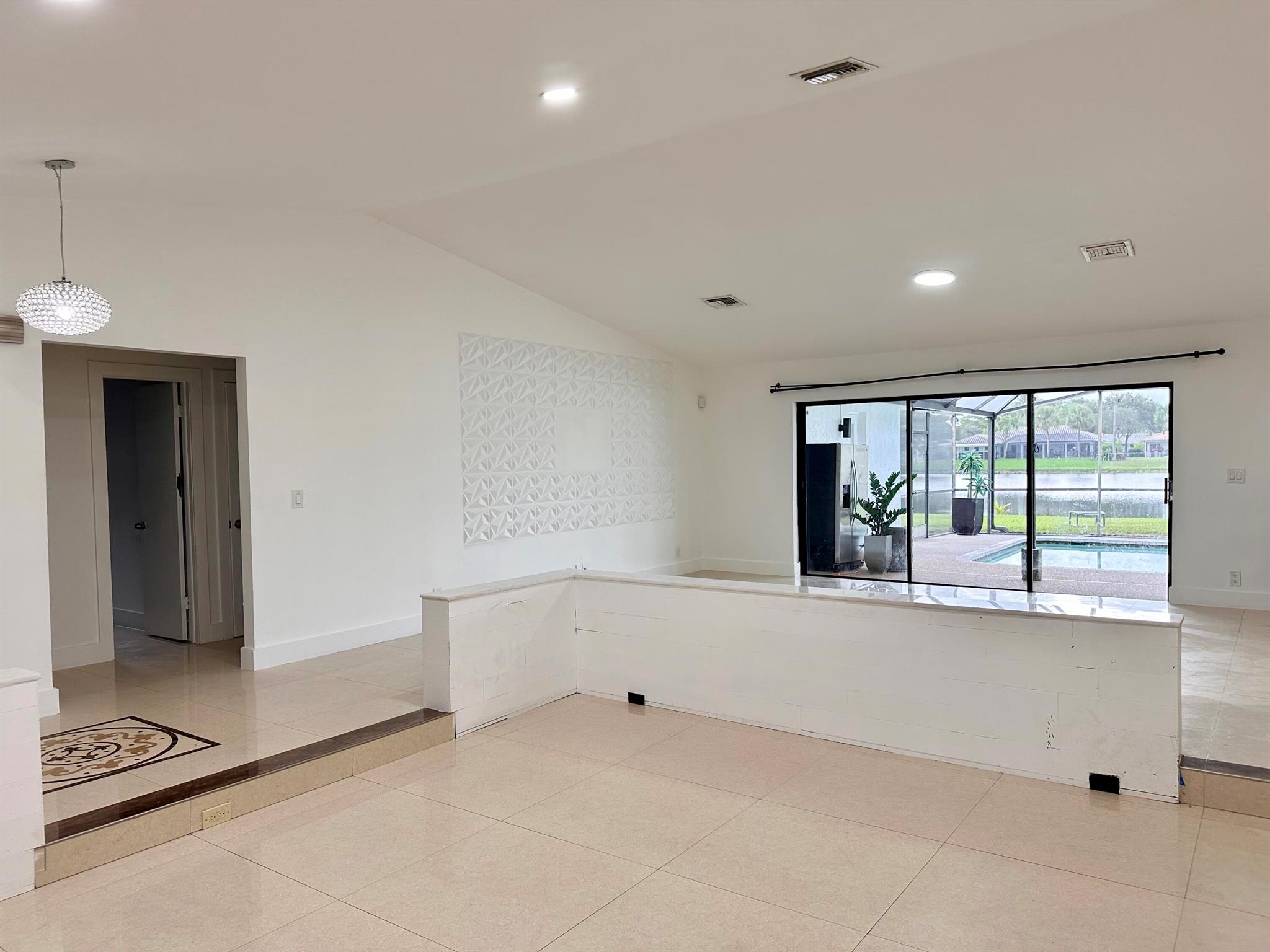 OAK WOOD - Residential Lease