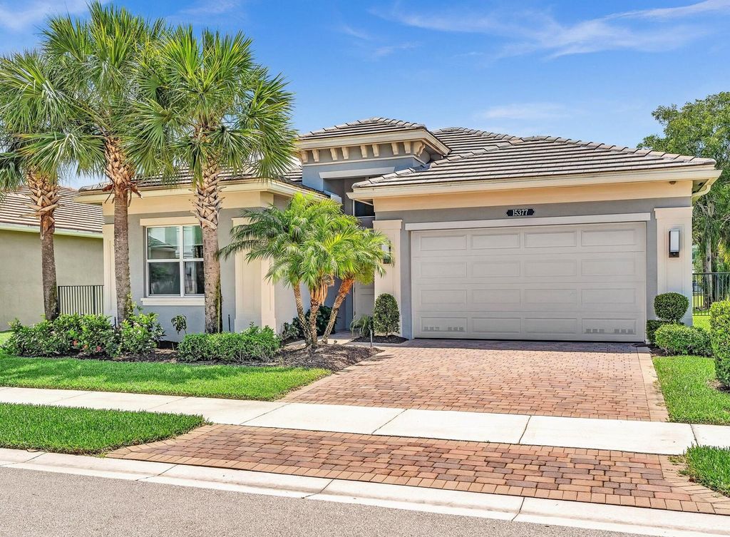 Photo of 15377 Destiny Drive, Delray Beach, FL 33446 (MLS # R10995695)