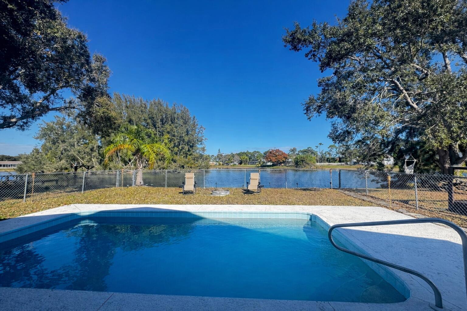 5812 Killarney Avenue