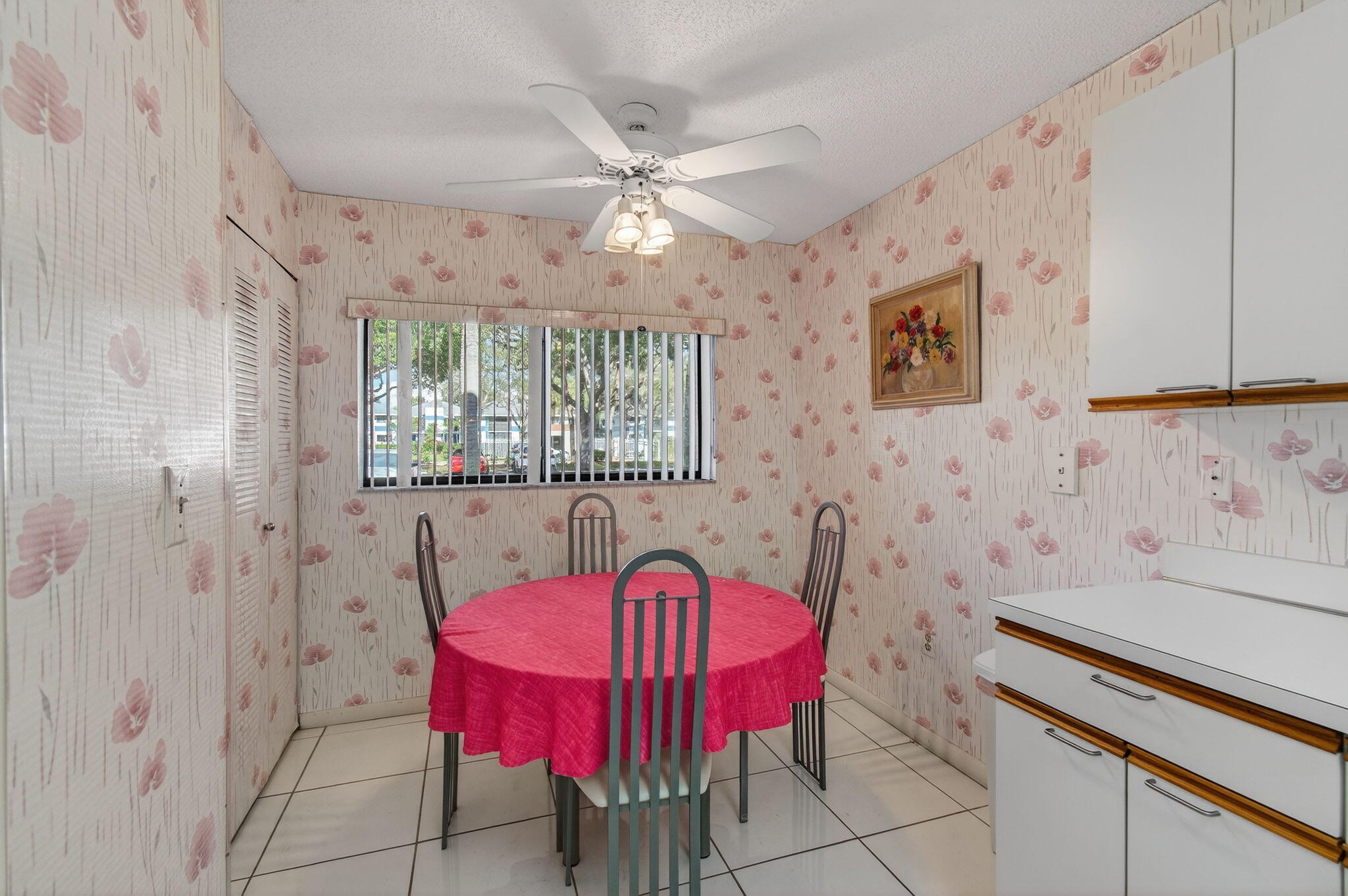 WATERSEDGE AT THE LAKES O - Residential